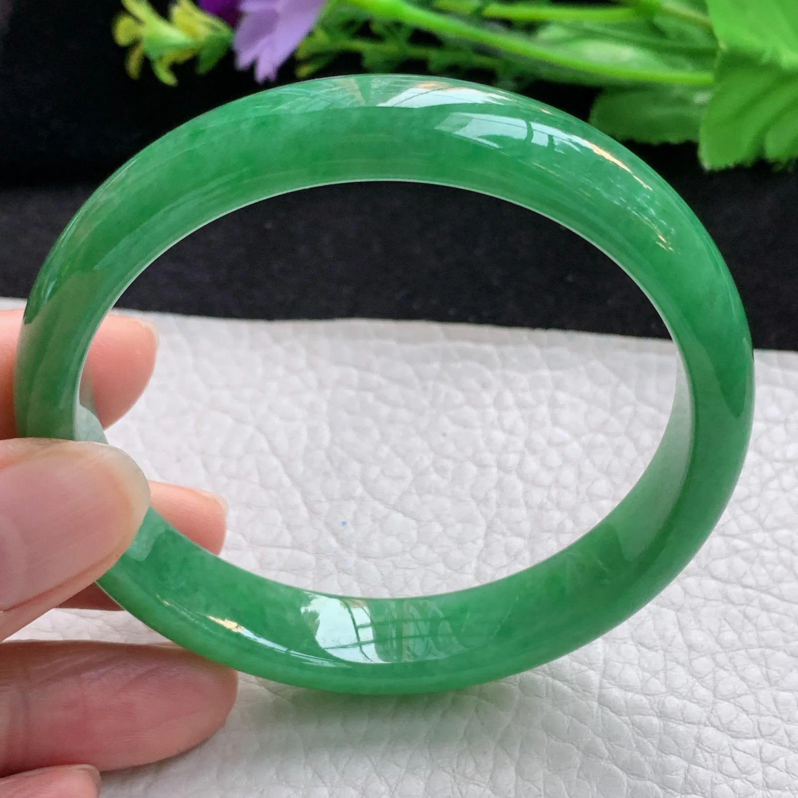 nr自然光59.5*12.3*7平安镯 翡翠a货玉手镯高雅满绿宽边玉手环