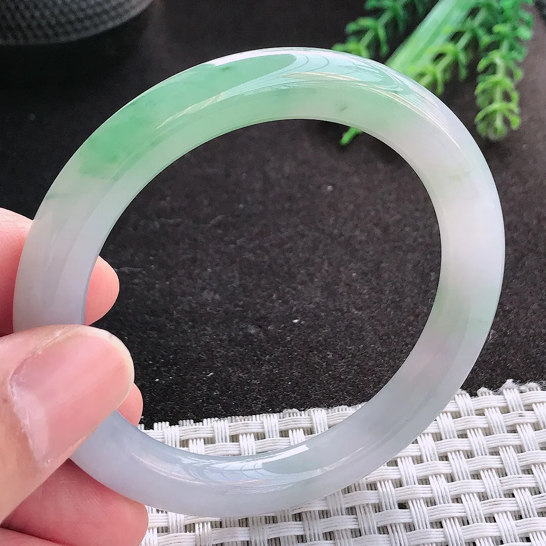 天然A货翡翠53.8/8.7/9.2老坑冰胶果冻飘绿圆条手镯玉镯