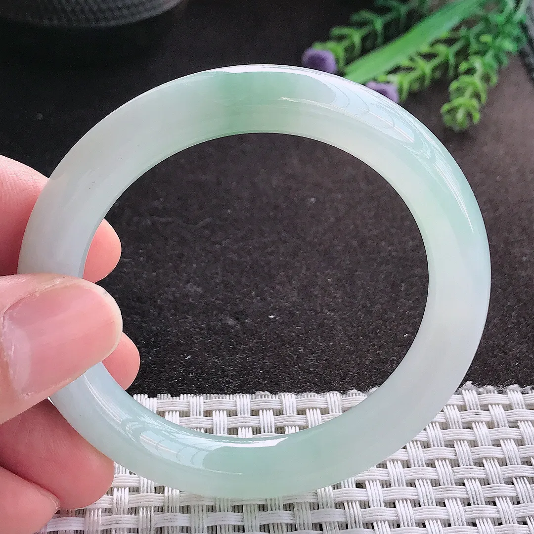 天然A货翡翠52/9.7/9.3老坑冰胶果冻飘花圆条手镯玉镯