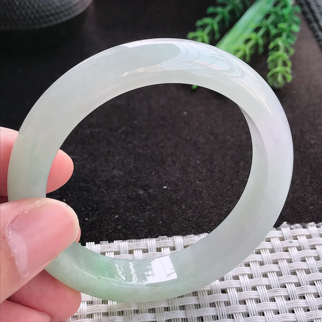 天然A货翡翠55/12.5/8.5老坑冰润起胶冰晴手镯宽边玉镯