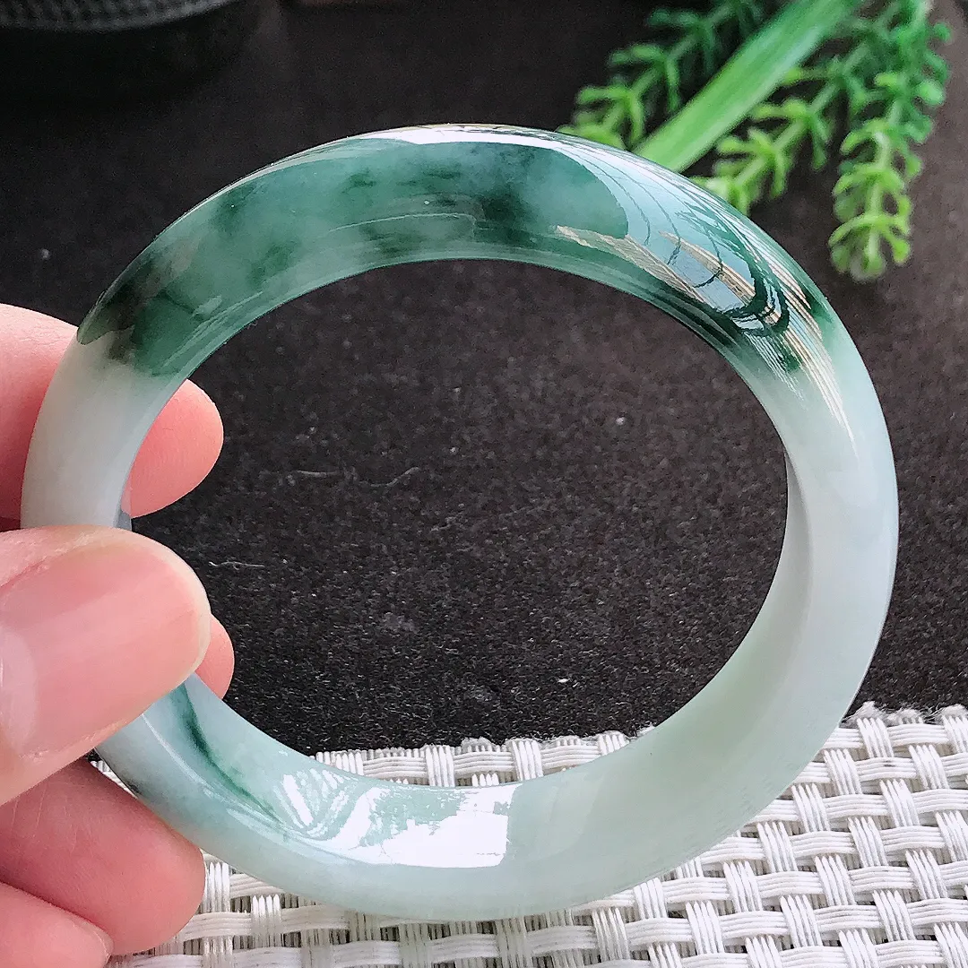 天然A货翡翠53/14/8.3老坑精美温润飘花手镯宽边玉镯