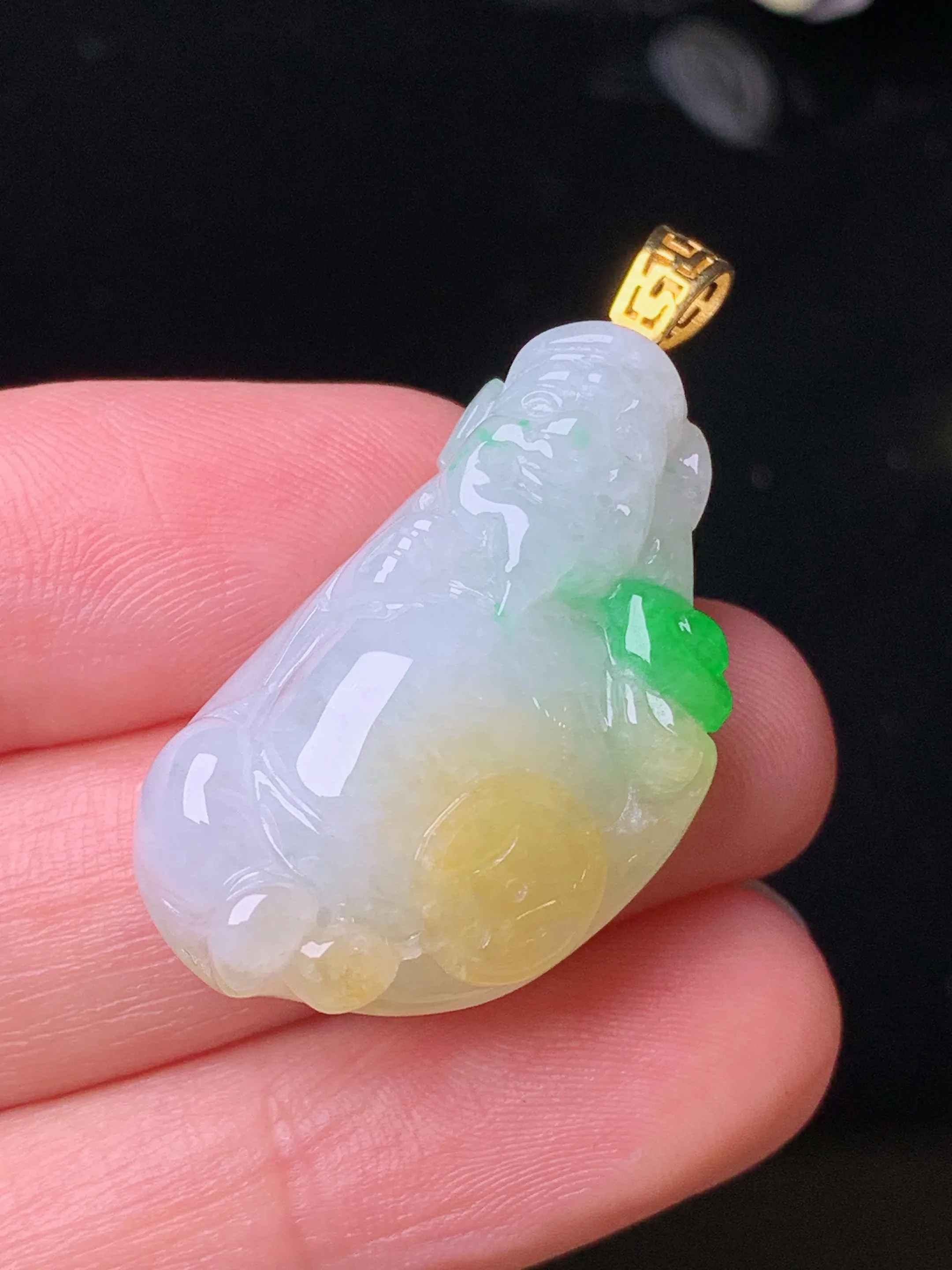 18k金镶嵌飘绿财神吊坠 玉质细腻 水润亮眼 色泽艳丽 整体尺寸36.3*19.2*9.6