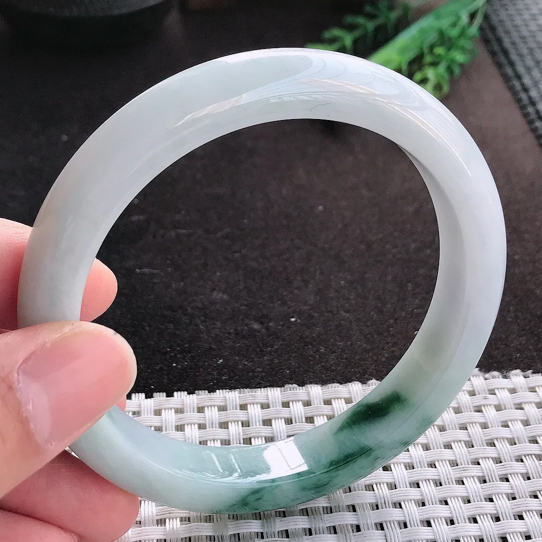 天然A货翡翠62/11.8/9老坑精美温润大圈口飘花手镯宽边玉镯