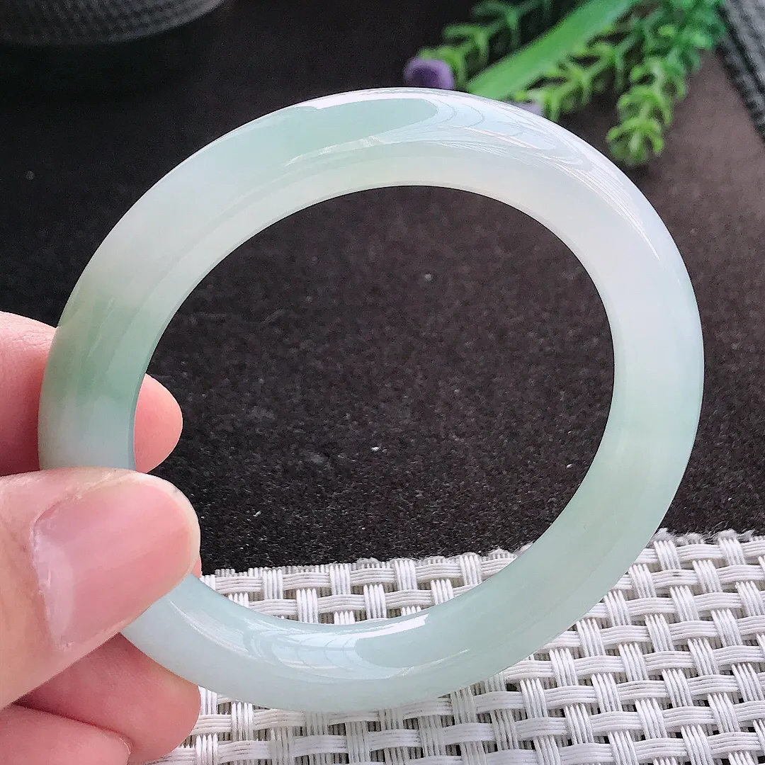 天然A货翡翠52/9.7/9.3老坑冰胶果冻飘花圆条手镯玉镯