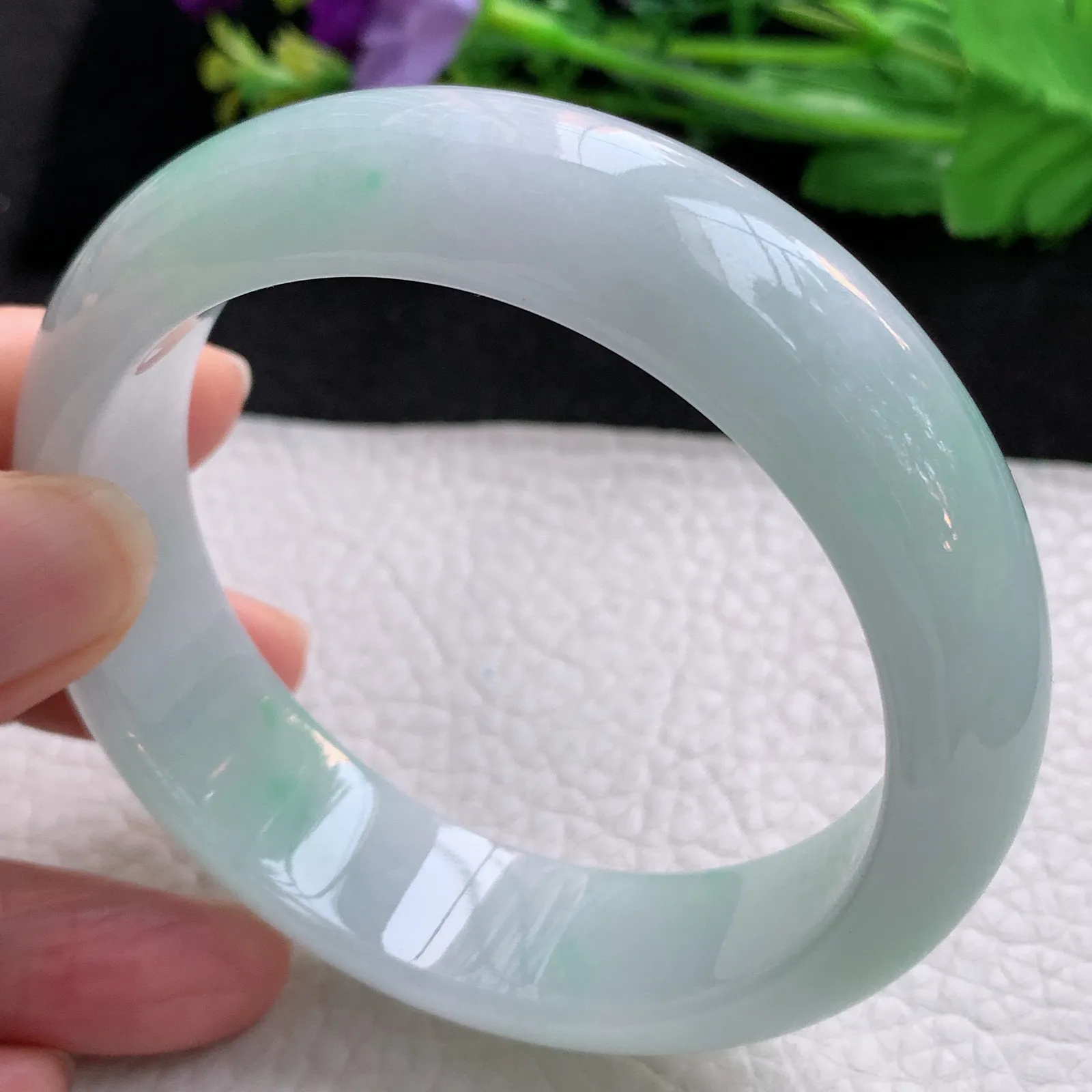 nr大圈口60*17.5*9.3轮胎镯 翡翠a货玉手镯飘阳绿宽边玉手环