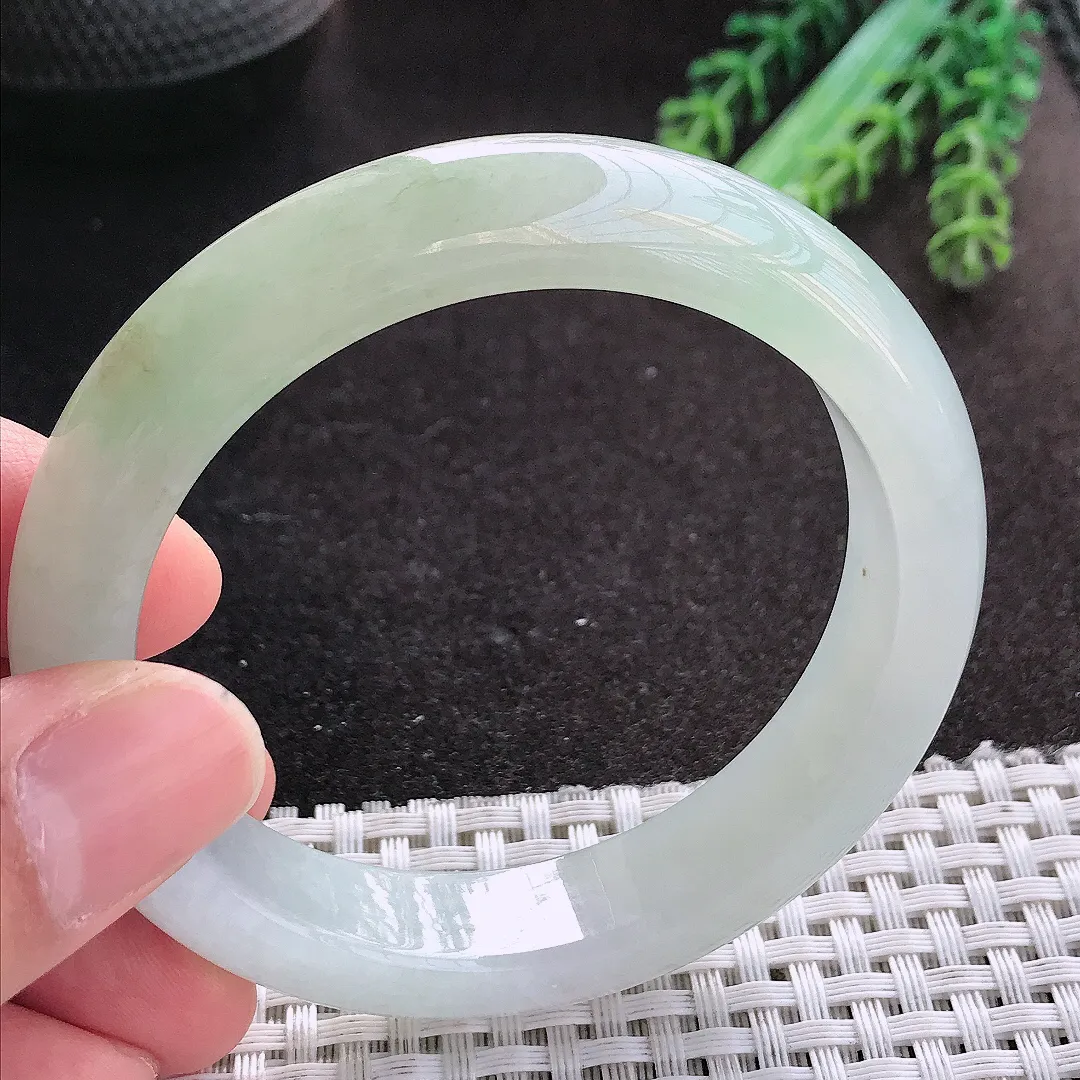 天然A货翡翠55/12.5/8.5老坑冰润起胶冰晴手镯宽边玉镯