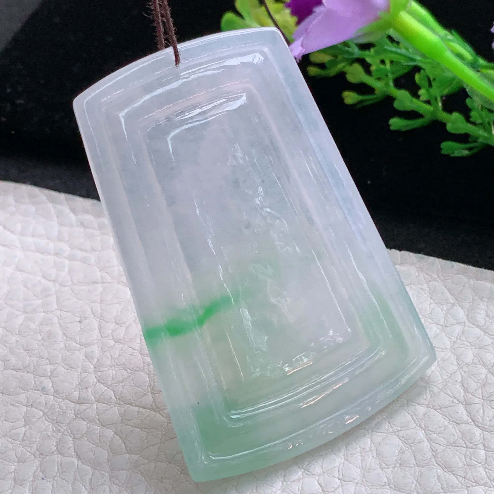 gp实拍60.5*41.5*5.5缅甸翡翠a货精雕冰飘阳绿大好河山 山水玉吊坠 玉挂件