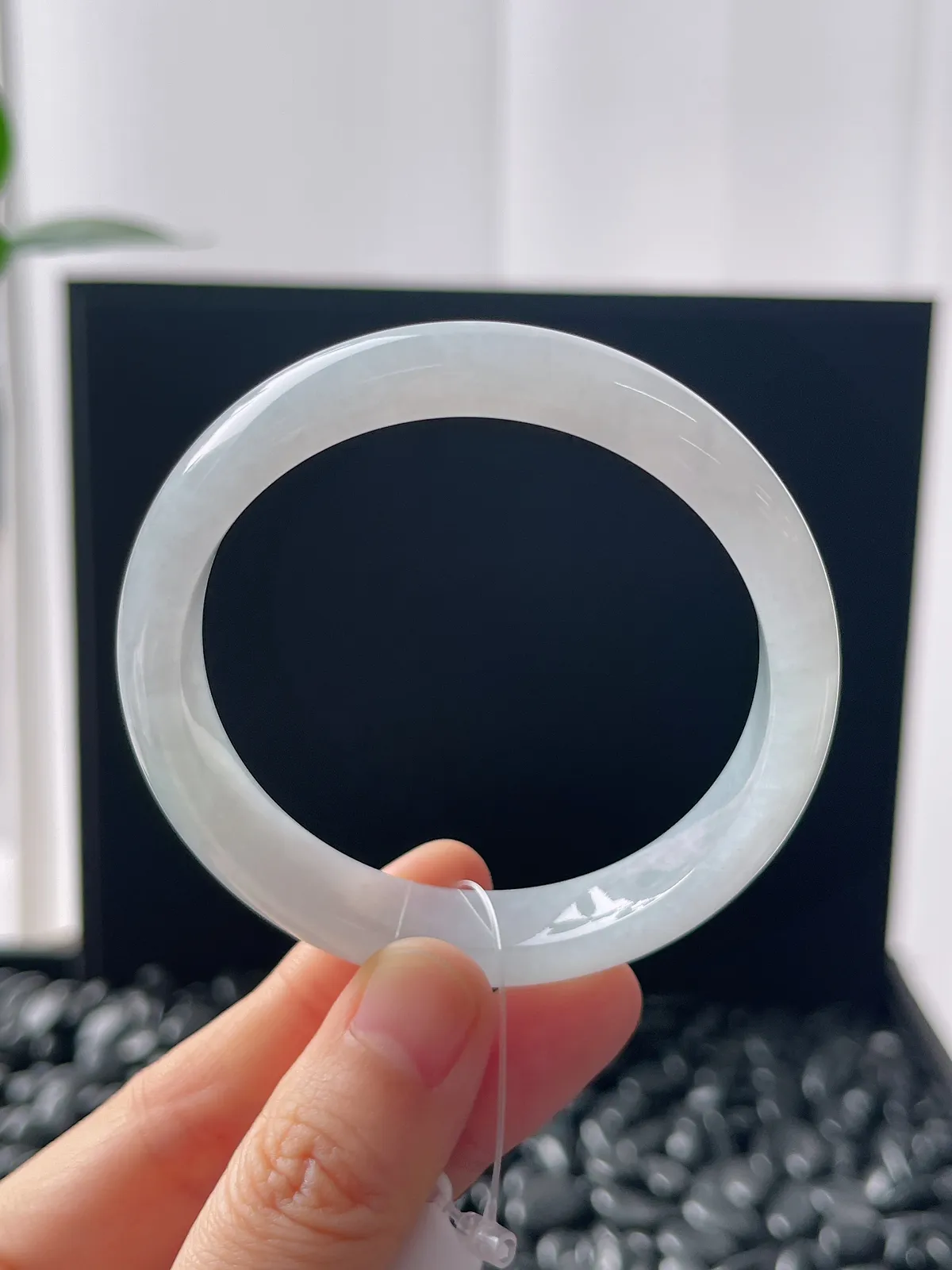 正圈52.5圈口，翡翠冰糯种白色手镯