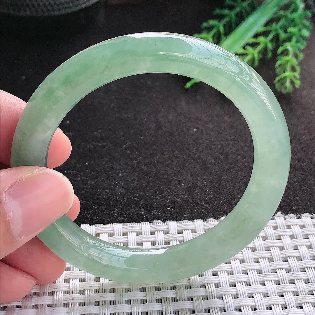 天然A货翡翠52.5/10/9.2老坑冰胶果冻冰晴绿圆条手镯玉镯