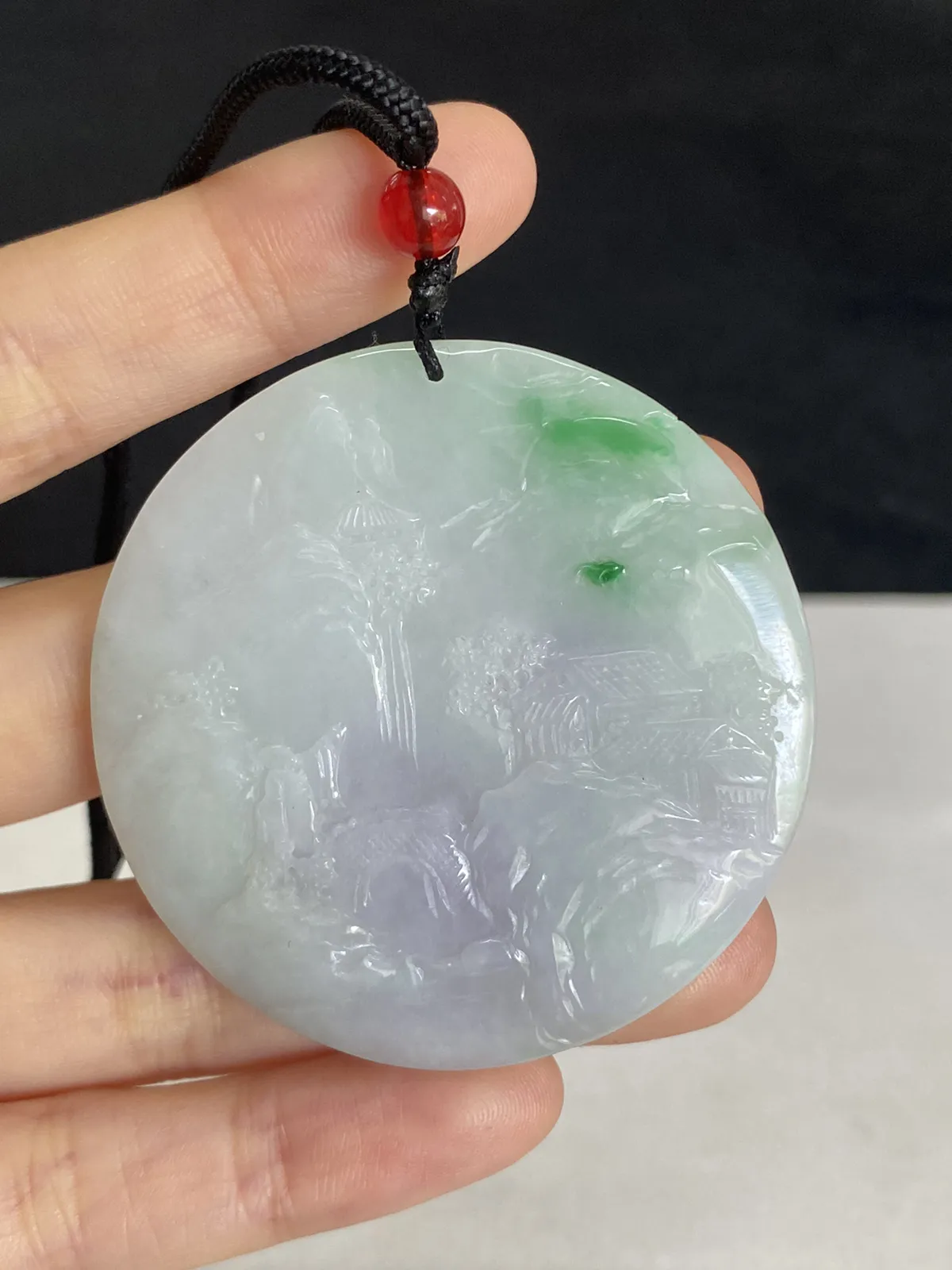 翡翠挂坠