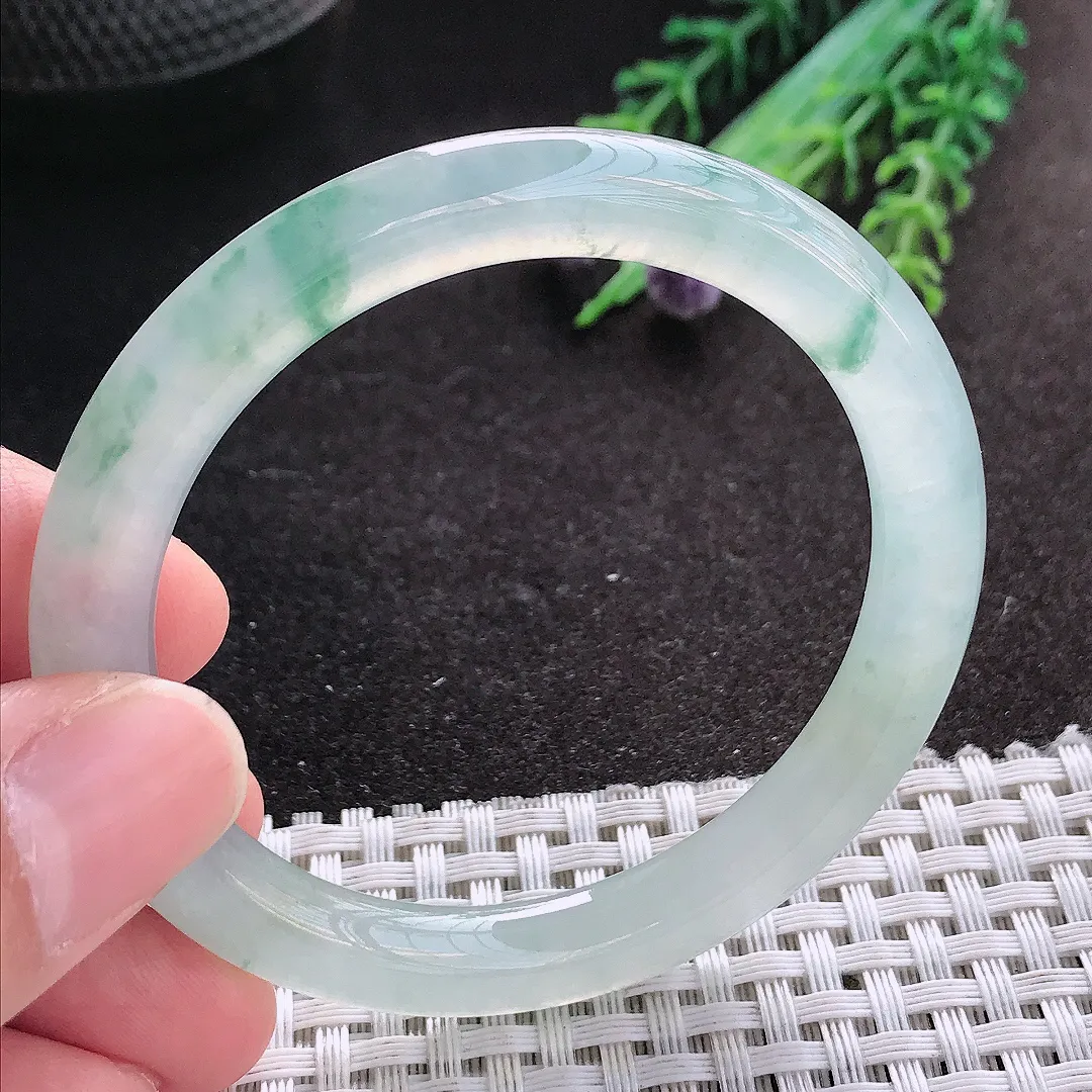 天然A货翡翠51/7.4/8.2老坑冰种飘花圆条手镯玉镯
