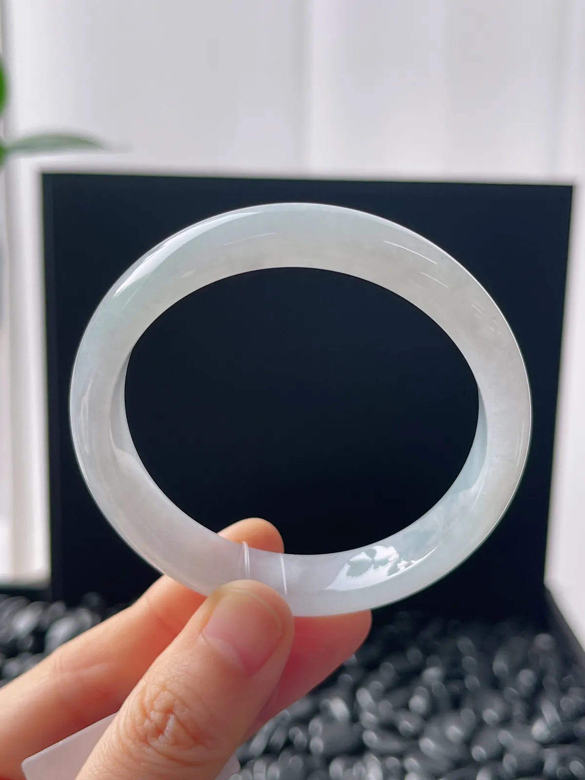 正圈52.5圈口，翡翠冰糯种白色手镯