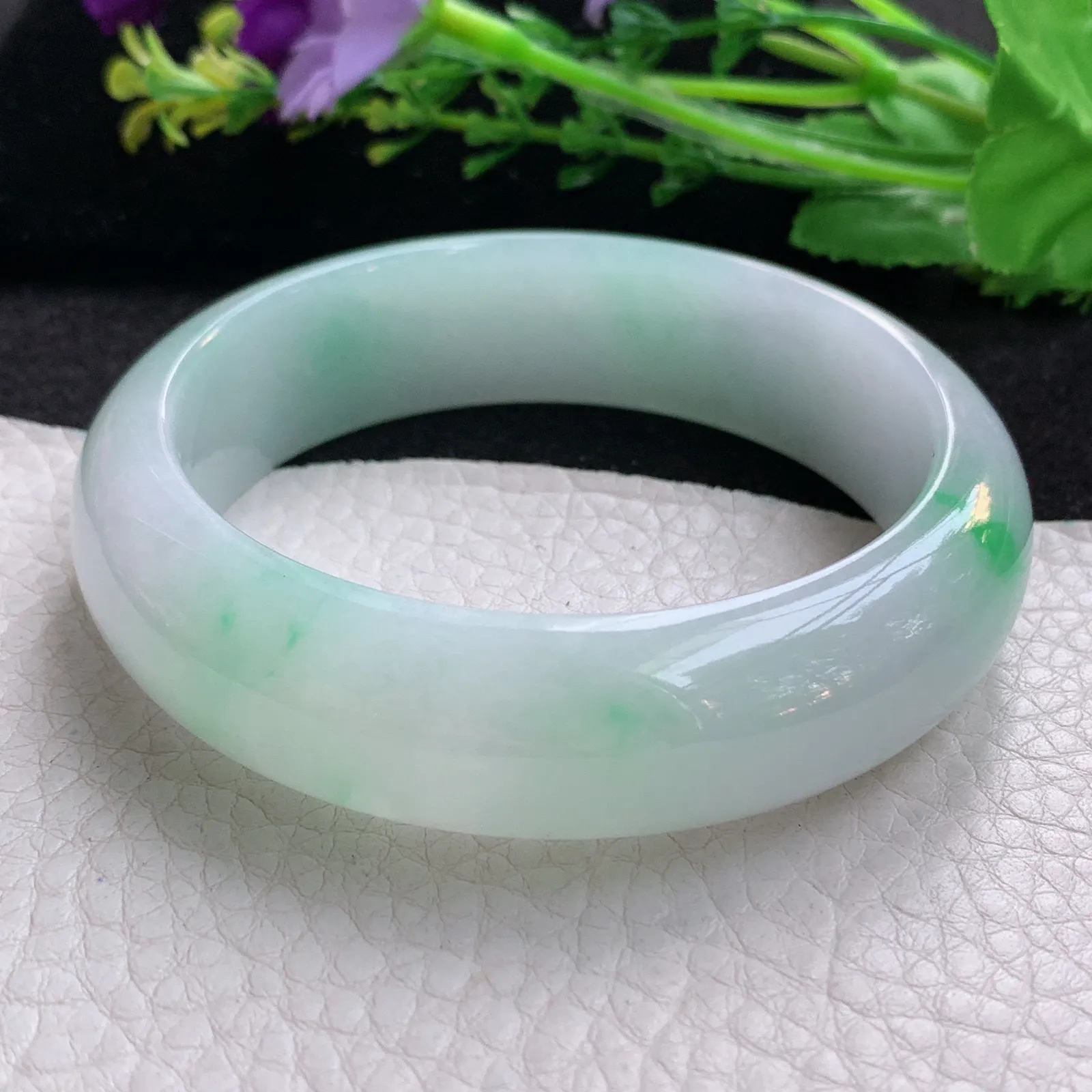 nr大圈口60*17.5*9.3轮胎镯 翡翠a货玉手镯飘阳绿宽边玉手环