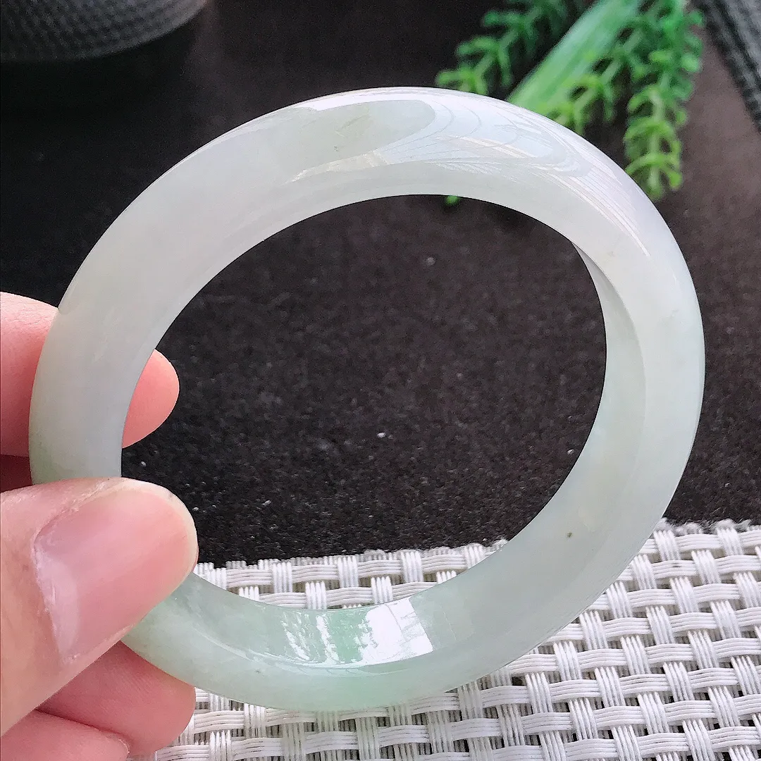 天然A货翡翠55/12.5/8.5老坑冰润起胶冰晴手镯宽边玉镯