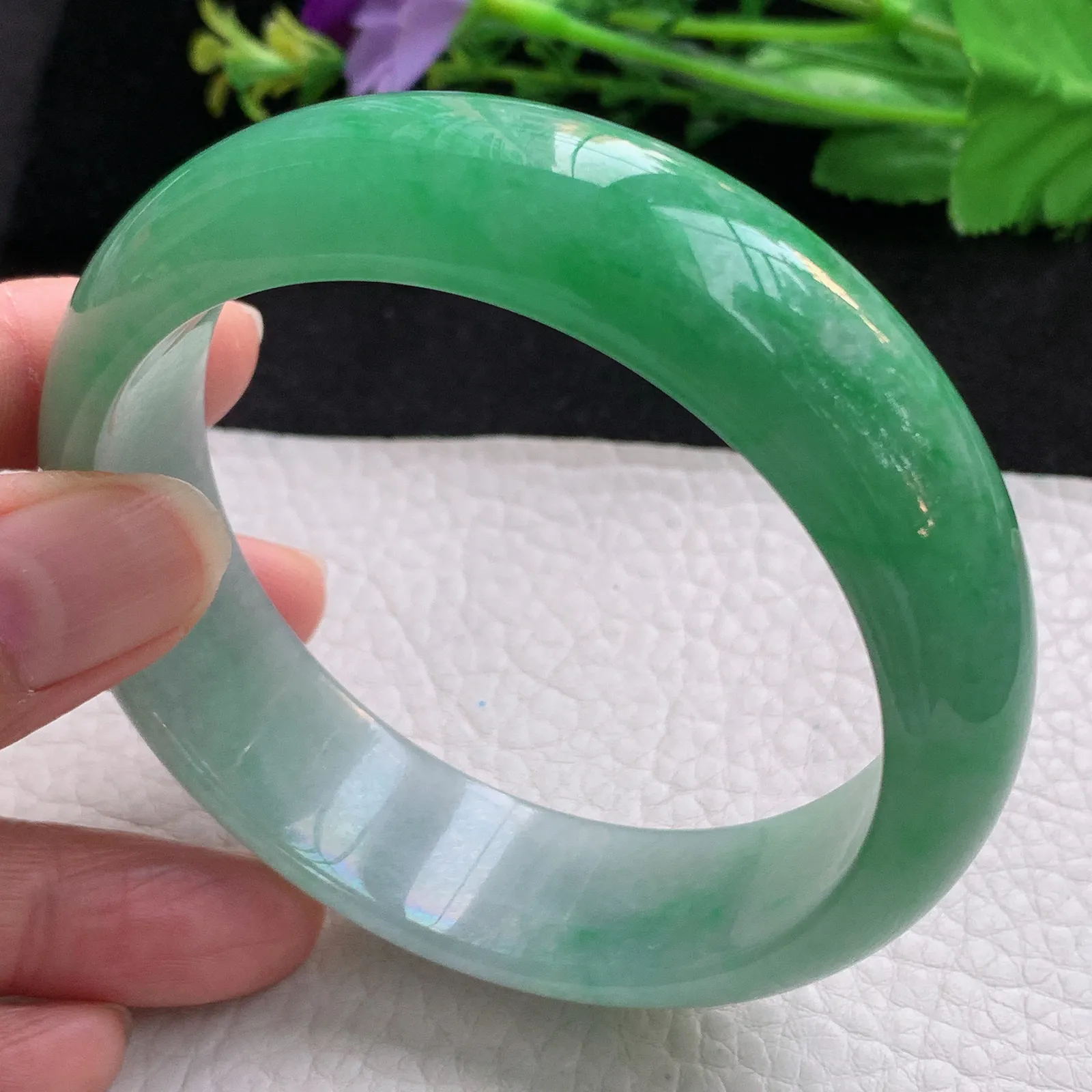 nr大圈口61.5*18.5*8.3轮胎镯 翡翠a货玉手镯半山水辣绿宽边玉手环
