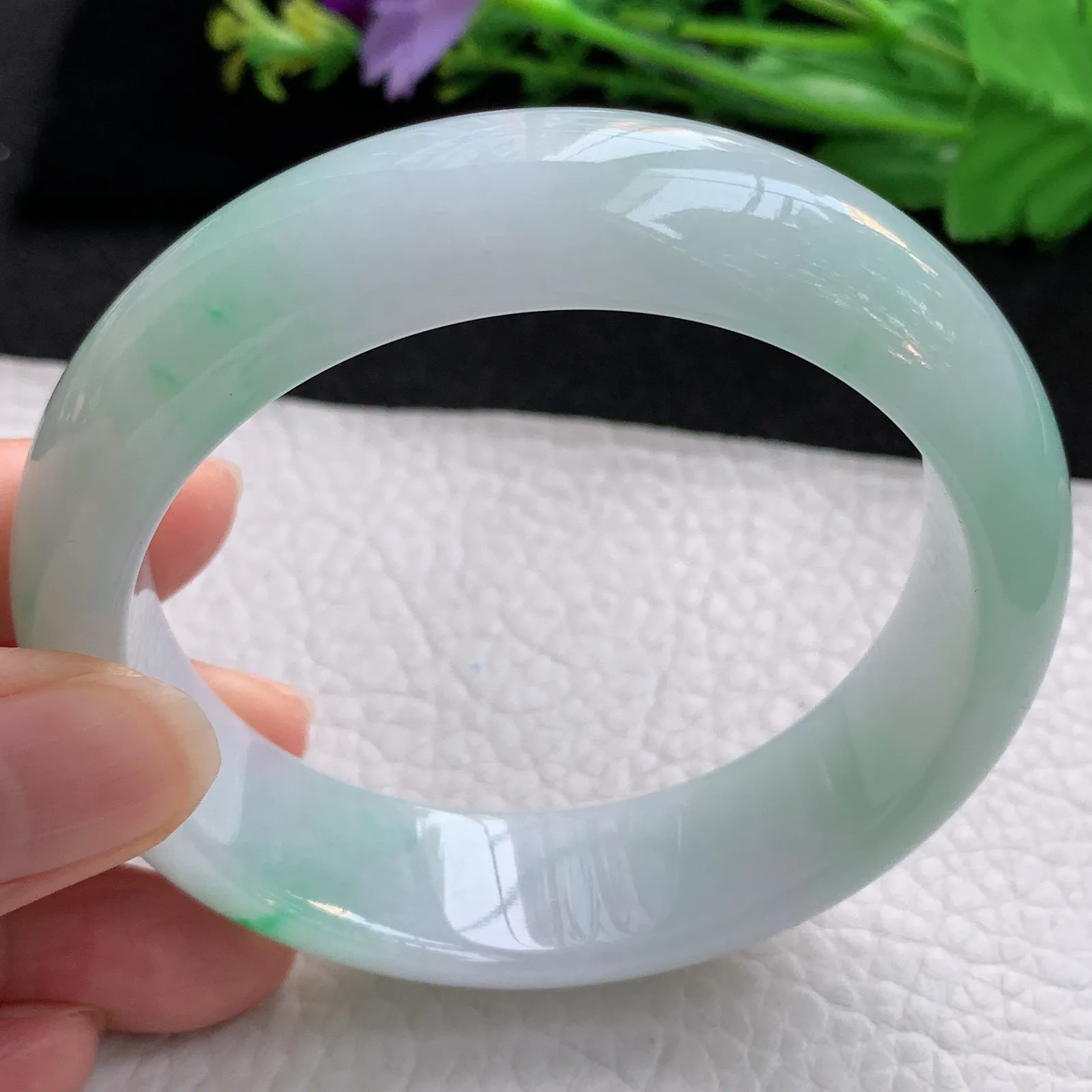 nr大圈口60*17.5*9.3轮胎镯 翡翠a货玉手镯飘阳绿宽边玉手环