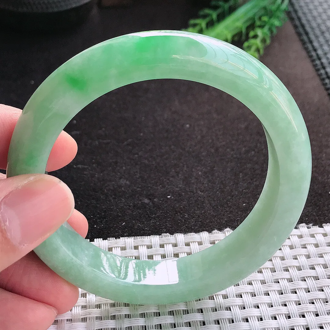 天然A货翡翠59.8/12.8/9.8老坑精美冰润满绿飘阳绿手镯宽边玉镯