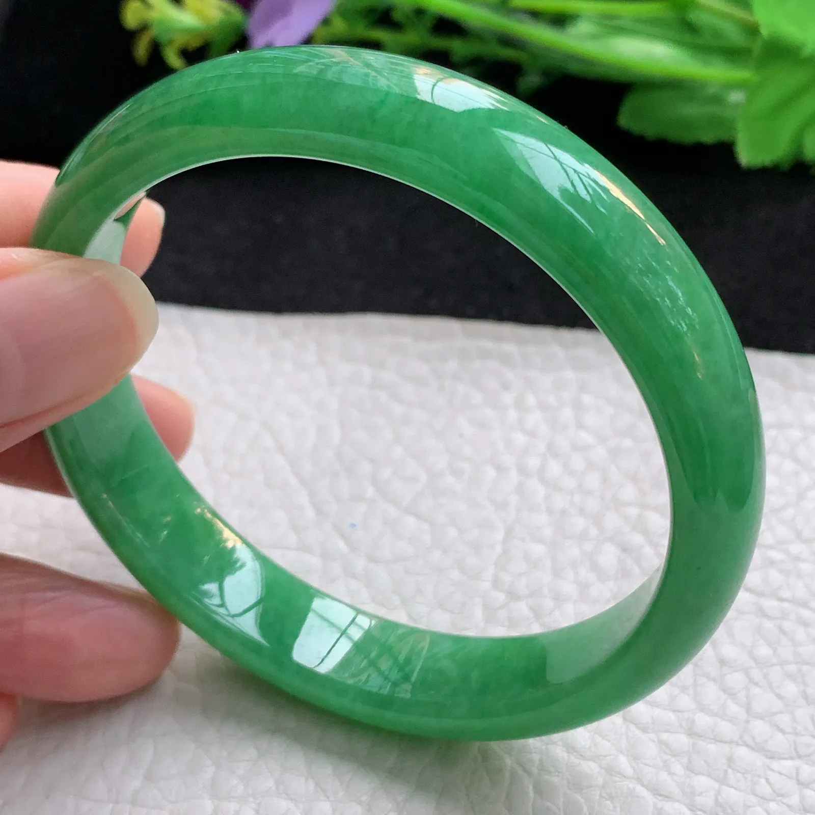 nr自然光59.5*12.3*7平安镯 翡翠a货玉手镯高雅满绿宽边玉手环