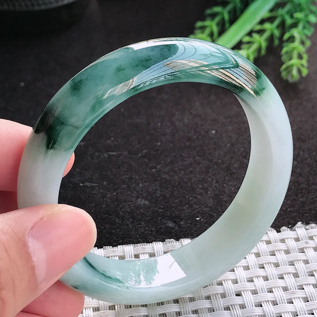 天然A货翡翠53/14/8.3老坑精美温润飘花手镯宽边玉镯