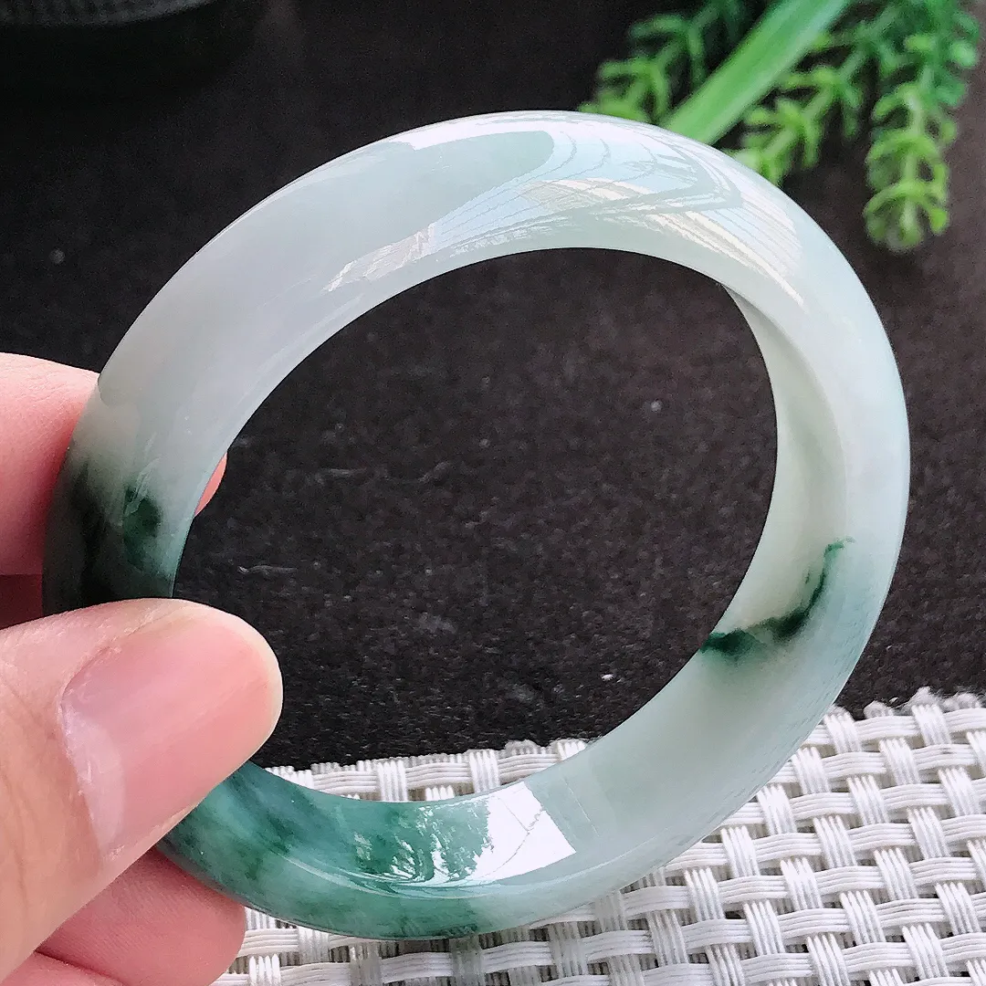 天然A货翡翠53/14/8.3老坑精美温润飘花手镯宽边玉镯