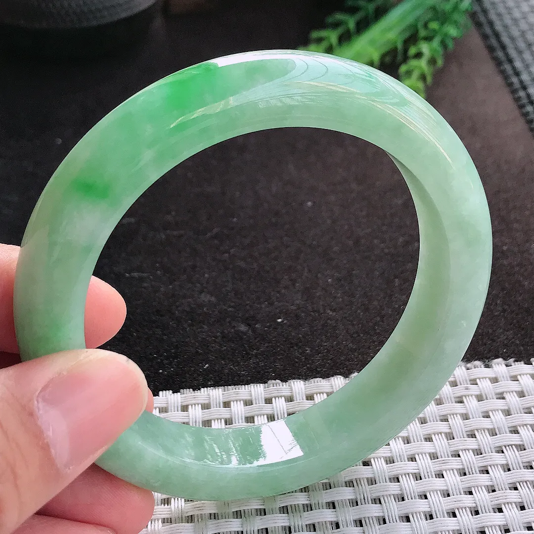 天然A货翡翠59.8/12.8/9.8老坑精美冰润满绿飘阳绿手镯宽边玉镯