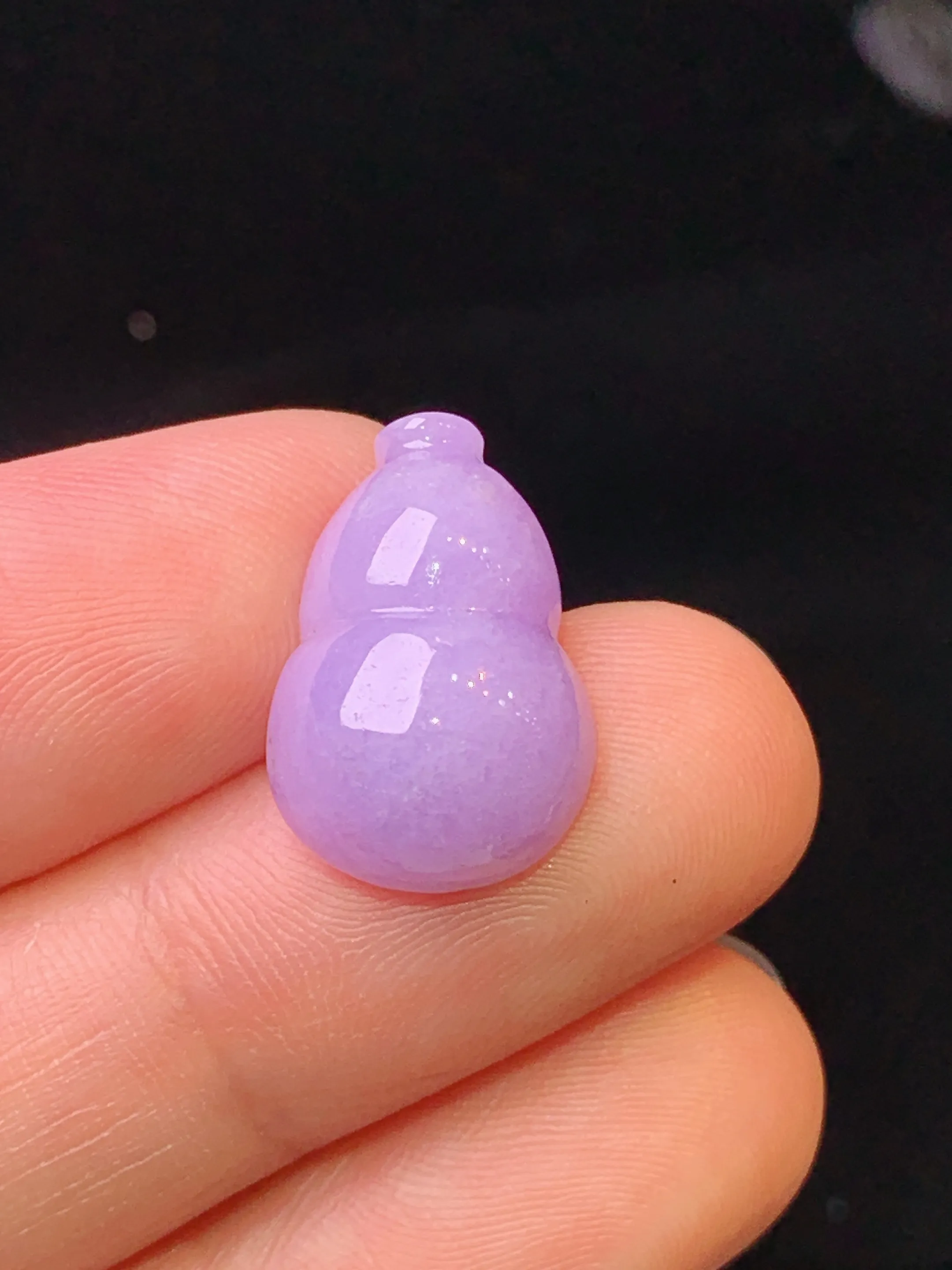 镶嵌款 紫罗兰葫芦吊坠 玉质细腻 水润亮眼 色泽艳丽 整体尺寸17*11.5*6.3