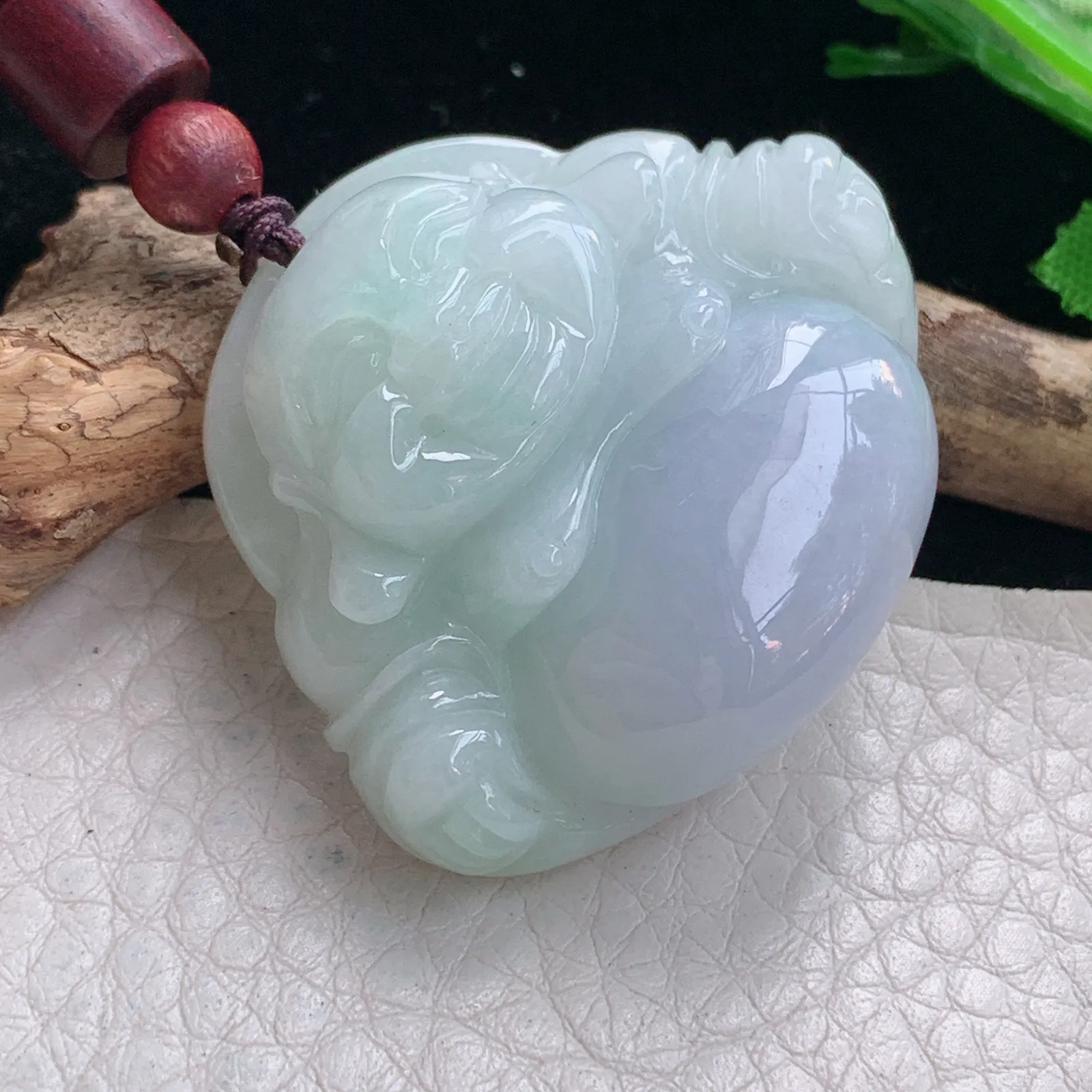 zen自然光33.5*39.8*12.3缅甸翡翠a货饱满春带彩佛公 弥勒佛玉吊坠 玉挂件