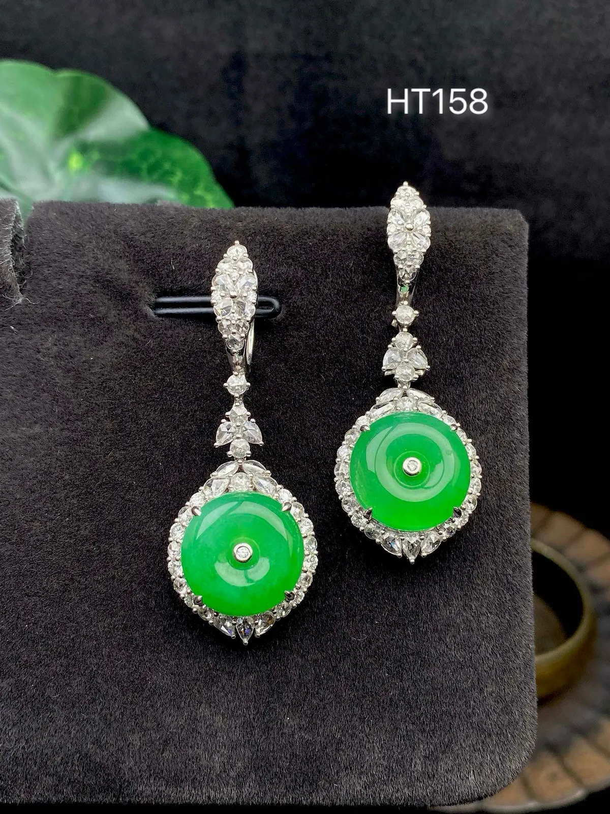 【冰种满绿平安扣耳坠】种水上乘，纯净通透，收藏品质，18k金钻豪华镶嵌，裸石尺寸11.9*3毫米