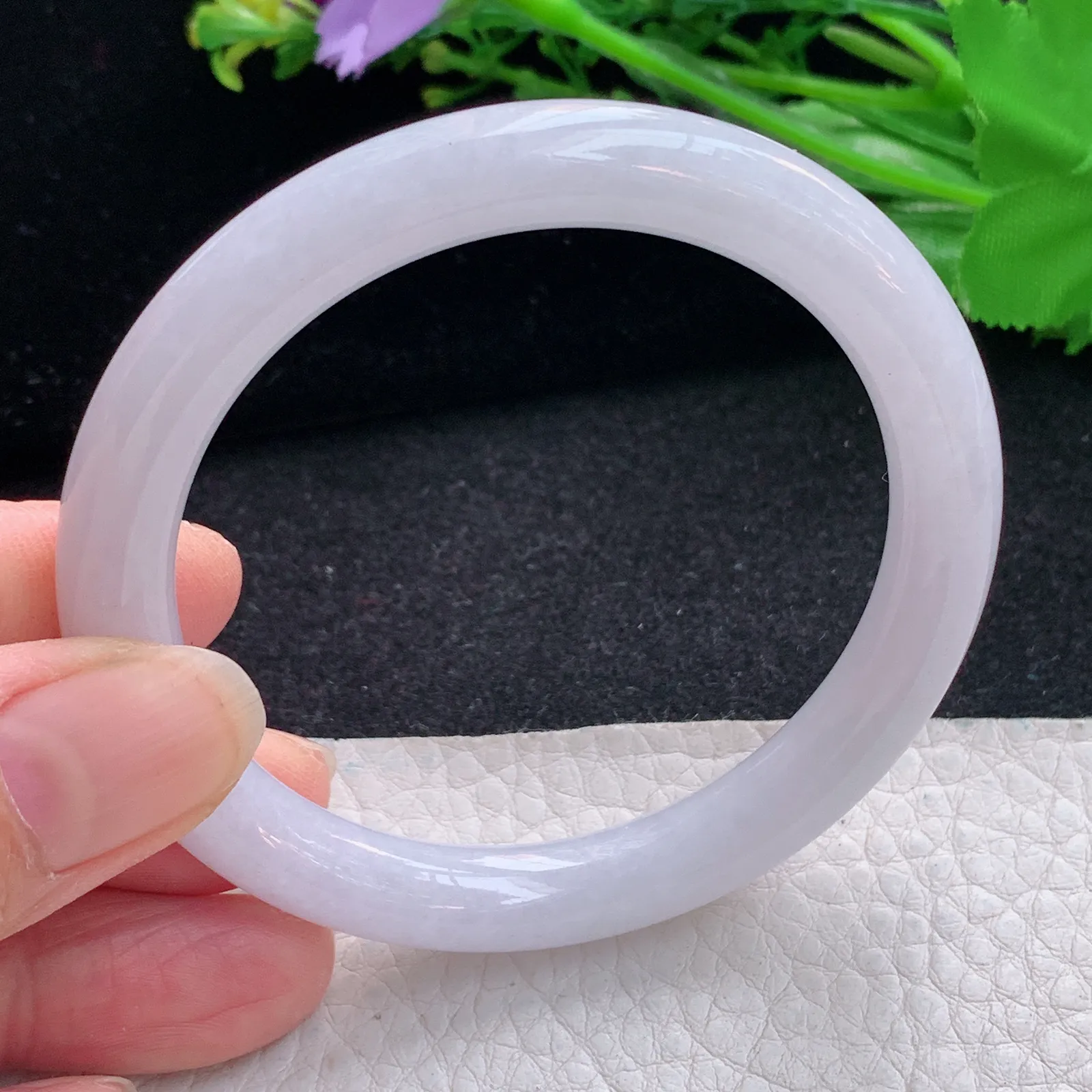 ss自然光55*8.9*8.8叮当镯 翡翠a货玉手镯水润白月光圆条珠宝玉手环