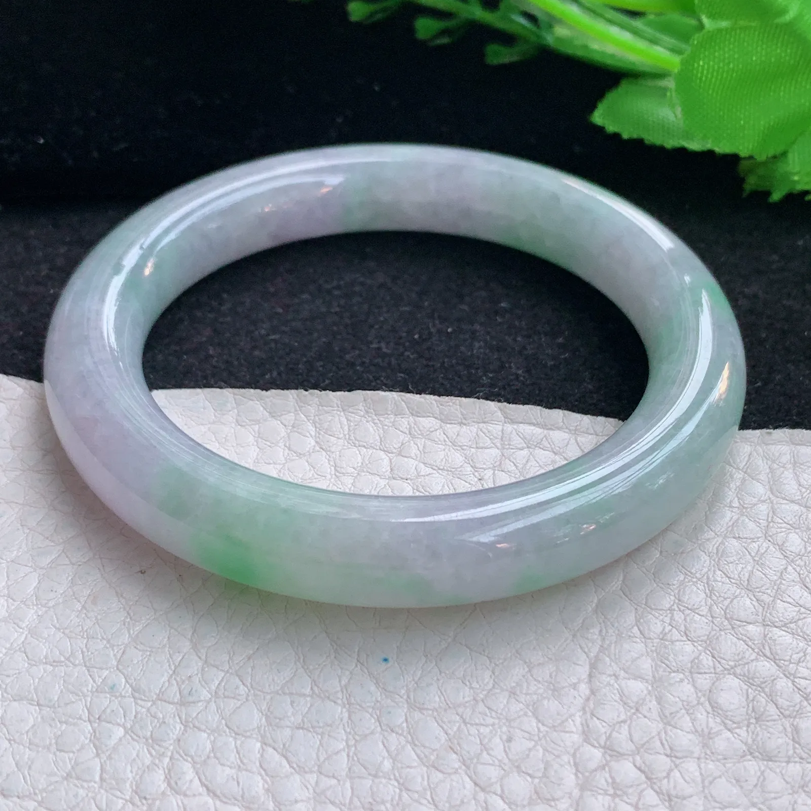 ss自然光54*10美人镯 翡翠a货玉手镯水润春带彩圆条珠宝玉手环