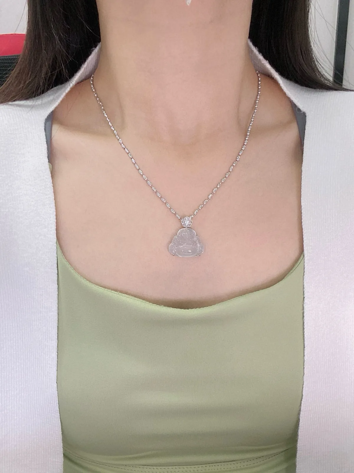 【冰种佛公吊坠】种水上乘，晶莹剔透，纯净通透，莹光感很强，18k金钻镶嵌，裸石尺寸18.3*22.5*5.4毫米