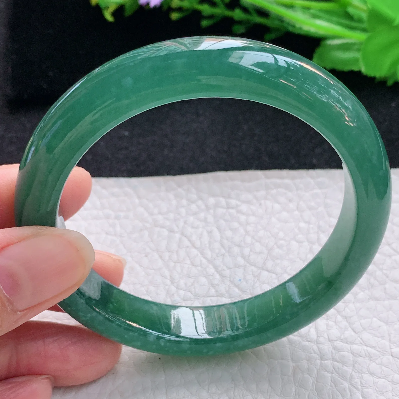 nr自然光59*12*8.8平安镯 翡翠冰润湖水绿宽边玉手镯 珠宝玉手环