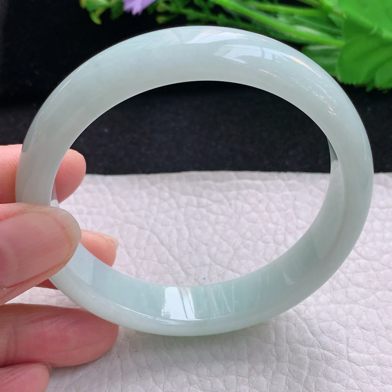 nr大圈口60*13.8*7.6平安镯 天然缅甸翡翠水绿宽边玉手镯 珠宝玉手环