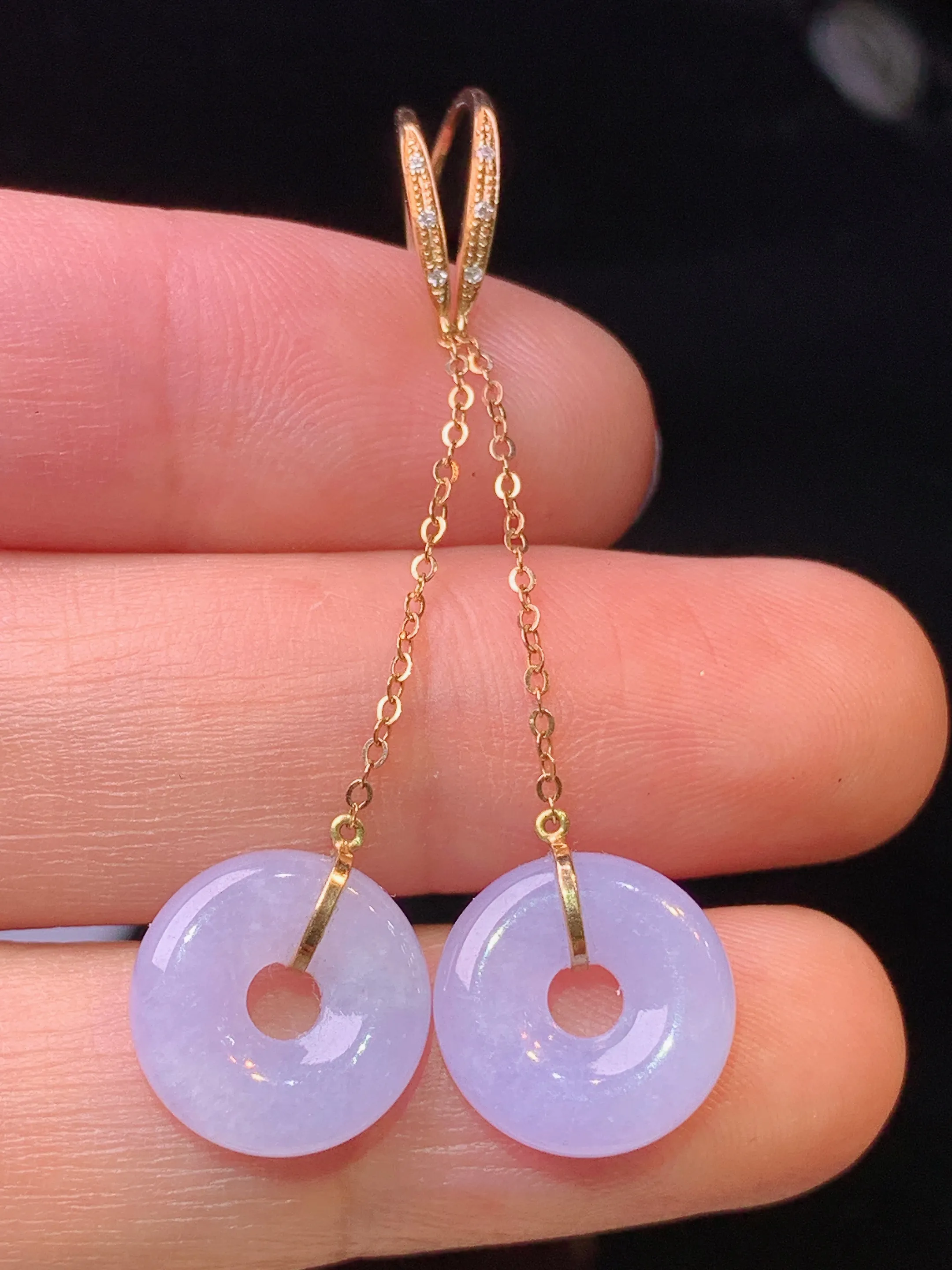 18k金钻镶嵌紫罗兰平安环耳坠 玉质细腻 水润亮眼 色泽艳丽 整体尺寸48*12*3.5