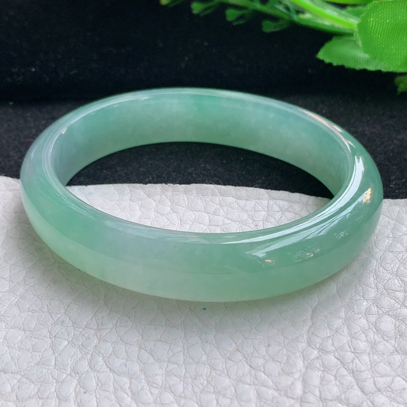 ss自然光56.8*48*12.2*7.8贵妃镯 翡翠a货玉手镯冰晴蛋形宽边珠宝玉手环