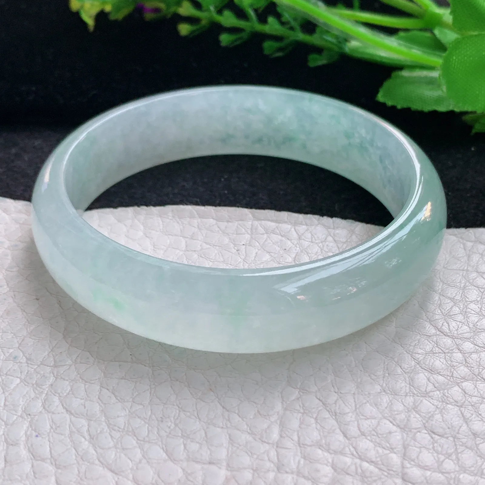 js自然光57*14.5*7平安镯 天然缅甸翡翠冰起光宽边玉手镯 珠宝玉手环