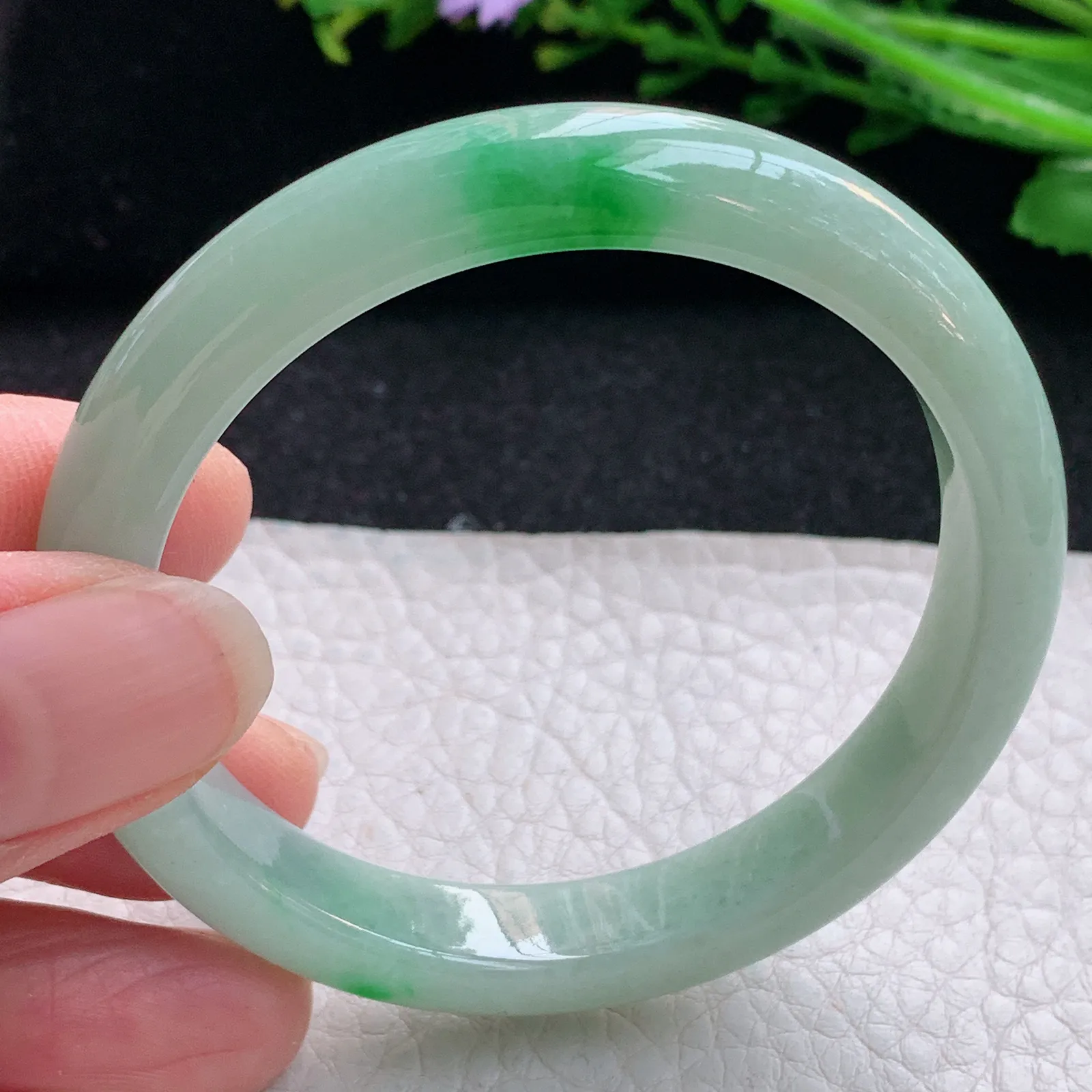 xx小圈口51*9.6*7平安镯 翡翠a货玉手镯水润飘阳绿秀气宽边玉手环