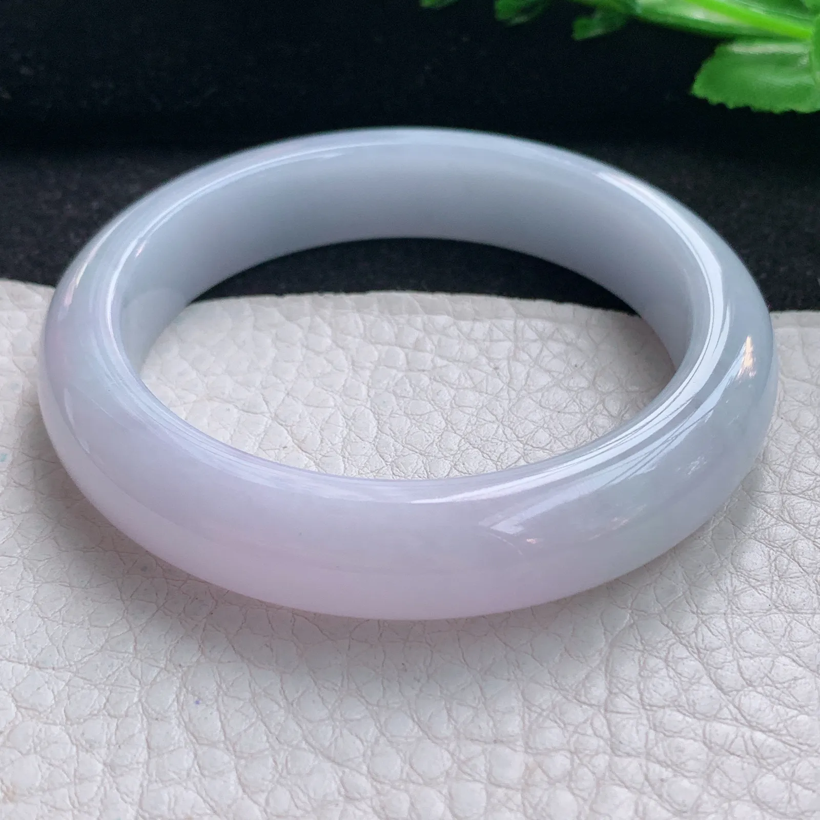 z自然光54.5*12.2*8.6平安镯 天然缅甸翡翠淡紫底宽边玉手镯 珠宝玉手环