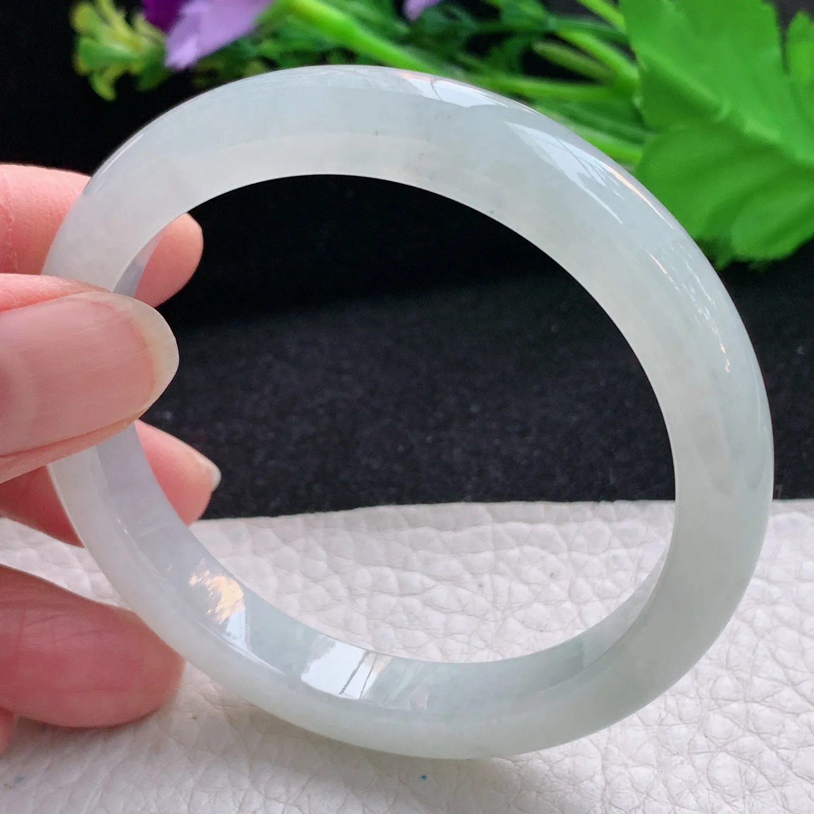 n自然光55.5*9.8*7.5平安镯 翡翠a货玉手镯冰起光秀气宽边珠宝玉手环