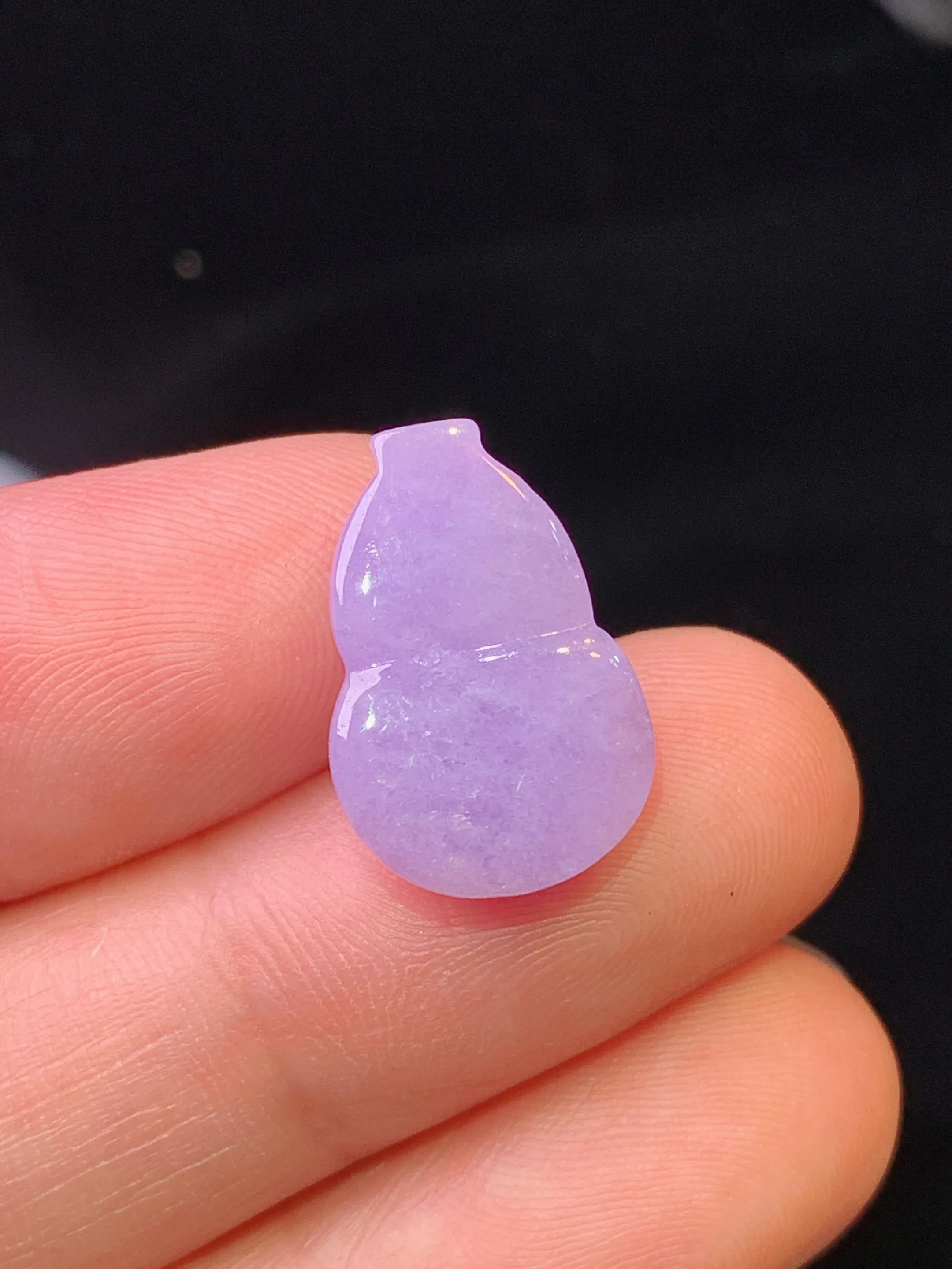 镶嵌款 紫罗兰葫芦吊坠 玉质细腻 水润亮眼 色泽艳丽 整体尺寸17*11.5*6.3