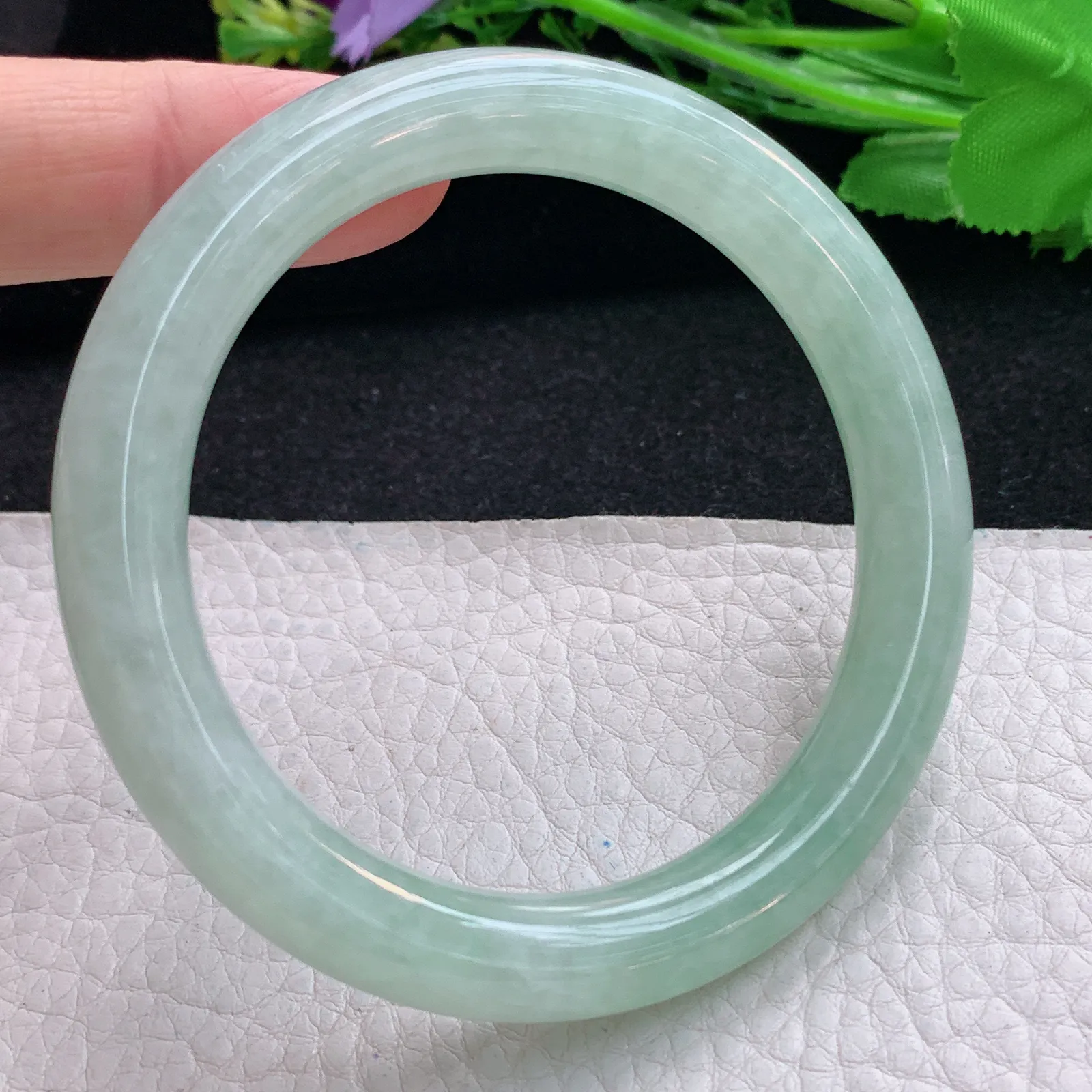 ss自然光56*9.8*9.6美人镯 翡翠a货玉手镯水绿圆条珠宝玉手环