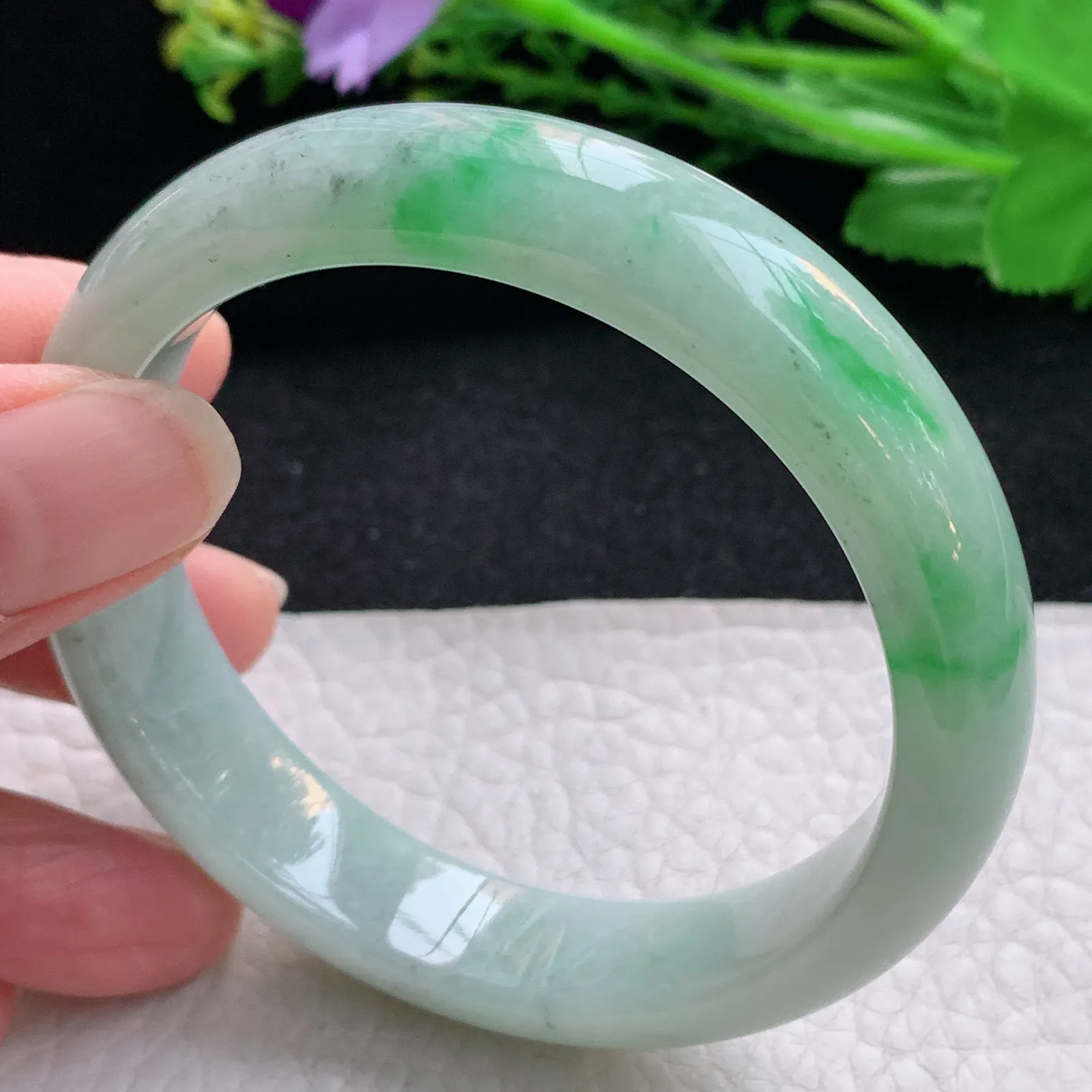 n自然光56.5*13*7.7平安镯 翡翠a货玉手镯水润飘绿宽边珠宝玉手环