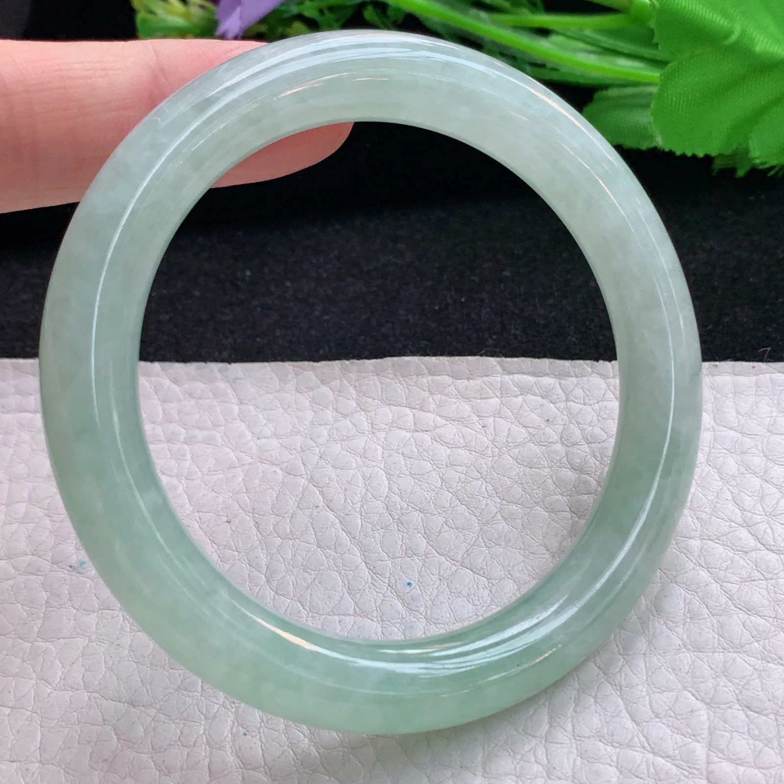 ss自然光56*9.8*9.6美人镯 翡翠a货玉手镯水绿圆条珠宝玉手环