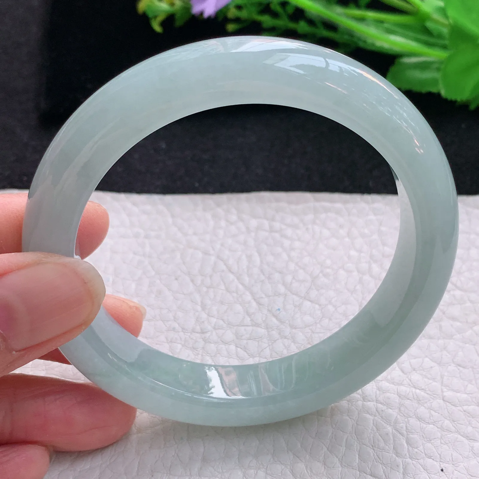 nr大圈口59.8*12.3*9.2平安镯 天然缅甸翡翠冰润淡雅宽边玉手镯 珠宝玉手环