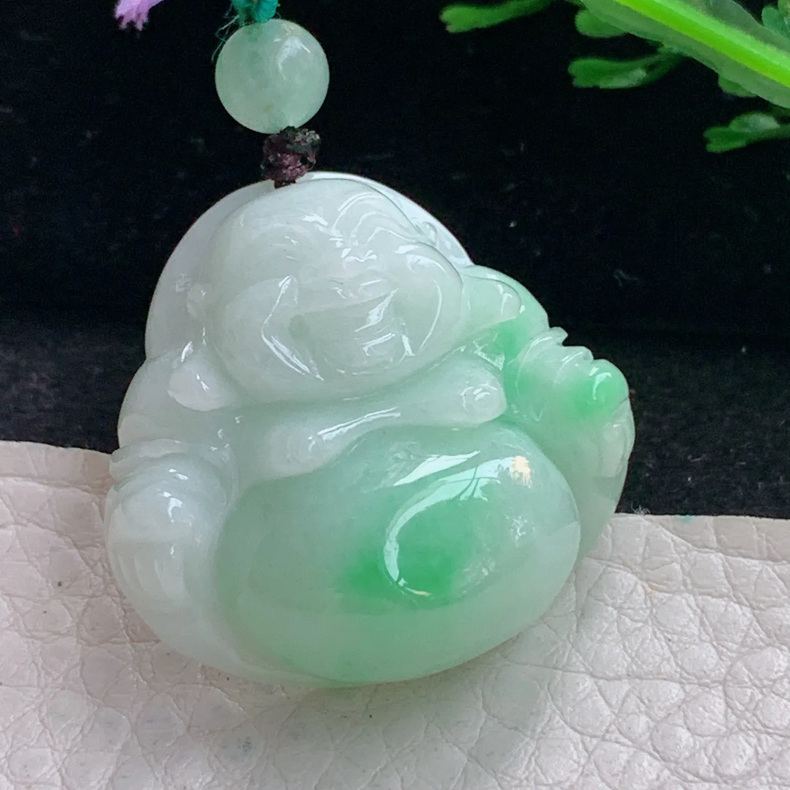 zen自然光30.8*32*12.5缅甸翡翠a货饱满飘绿佛公 弥勒佛玉吊坠 玉挂件