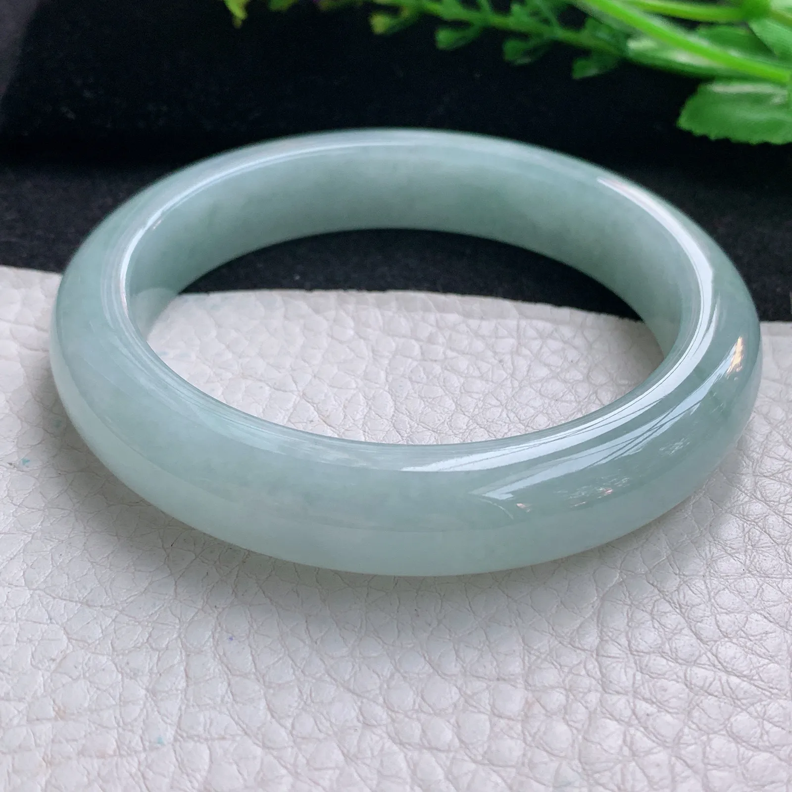 nr大圈口59.8*12.3*9.2平安镯 天然缅甸翡翠冰润淡雅宽边玉手镯 珠宝玉手环