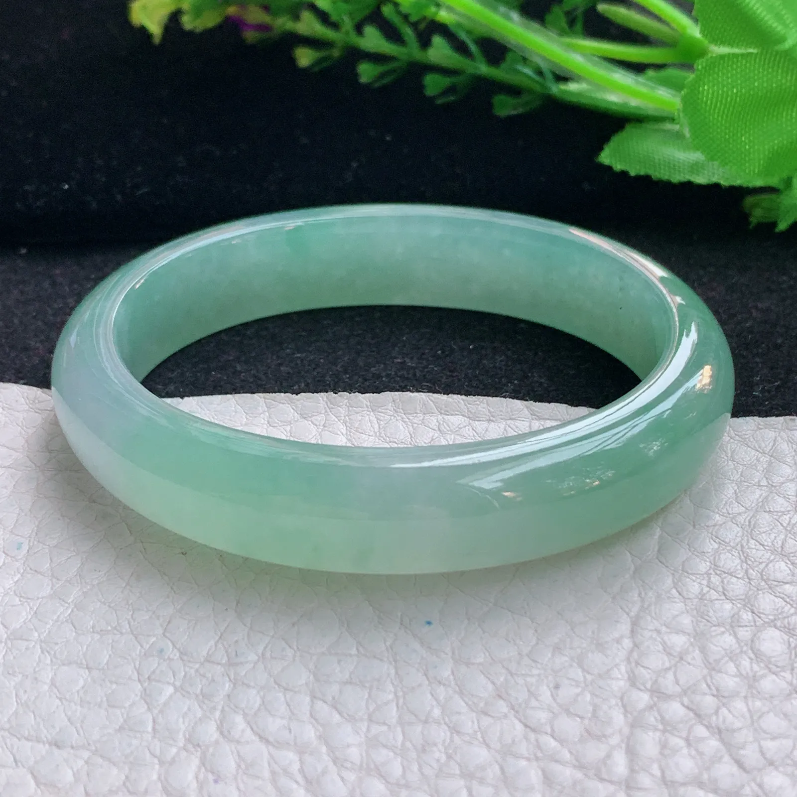 ss自然光56.8*48*12.2*7.8贵妃镯 翡翠a货玉手镯冰晴蛋形宽边珠宝玉手环