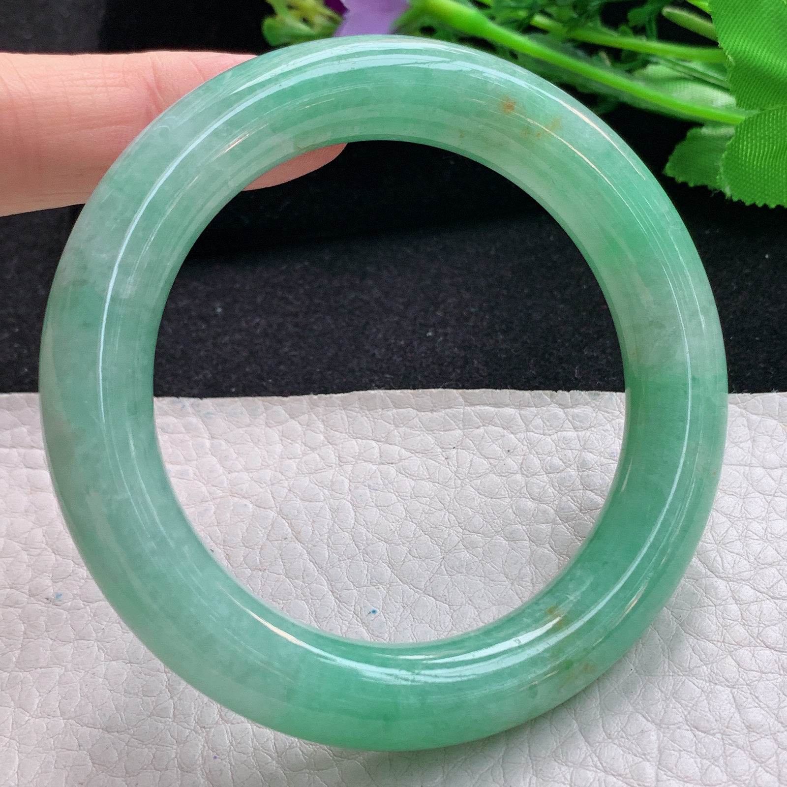 cc自然光56.5*12*11.3美人镯 天然缅甸翡翠胶感满绿圆条玉手镯 珠宝玉手环