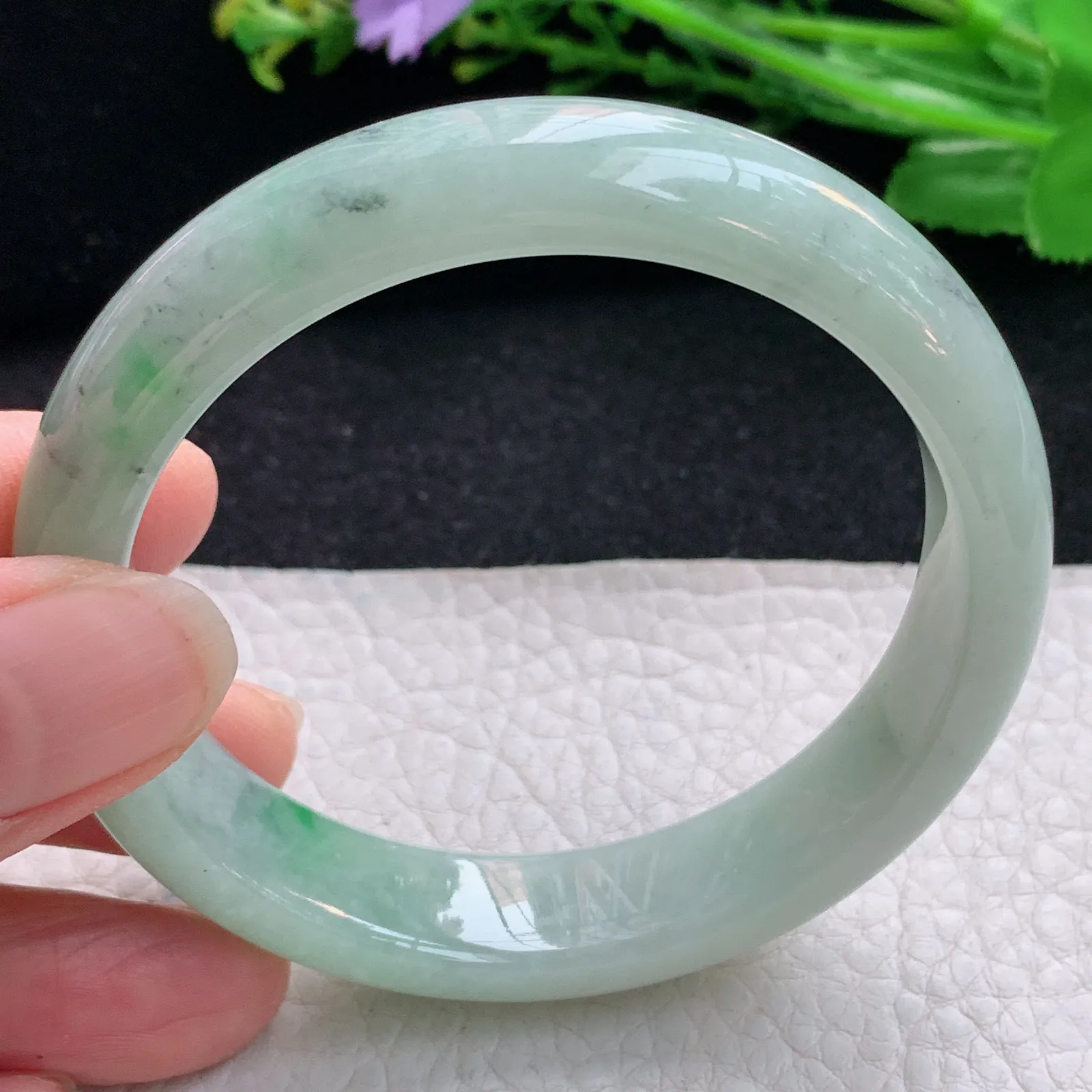 n自然光56.5*13*7.7平安镯 翡翠a货玉手镯水润飘绿宽边珠宝玉手环