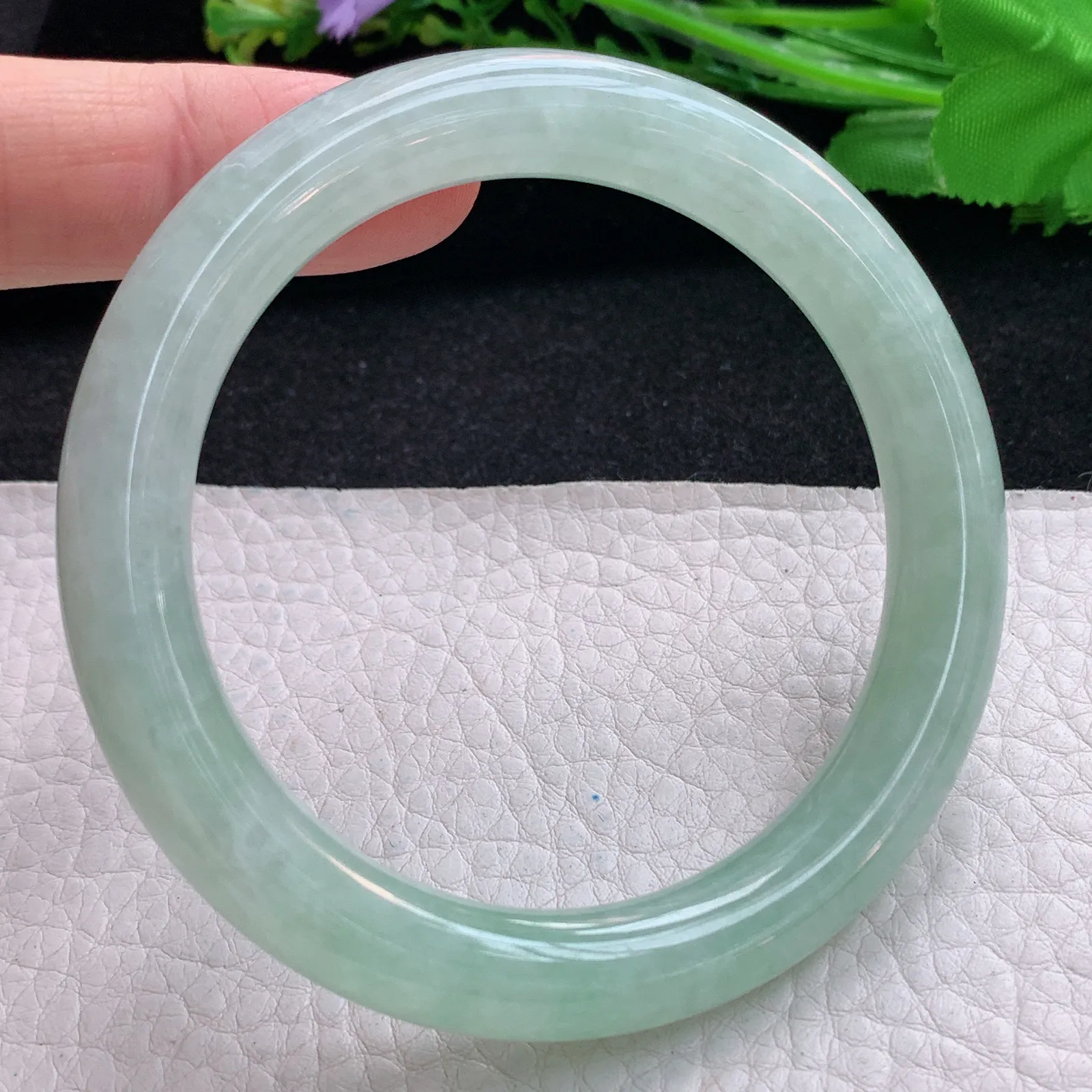 ss自然光56*9.8*9.6美人镯 翡翠a货玉手镯水绿圆条珠宝玉手环